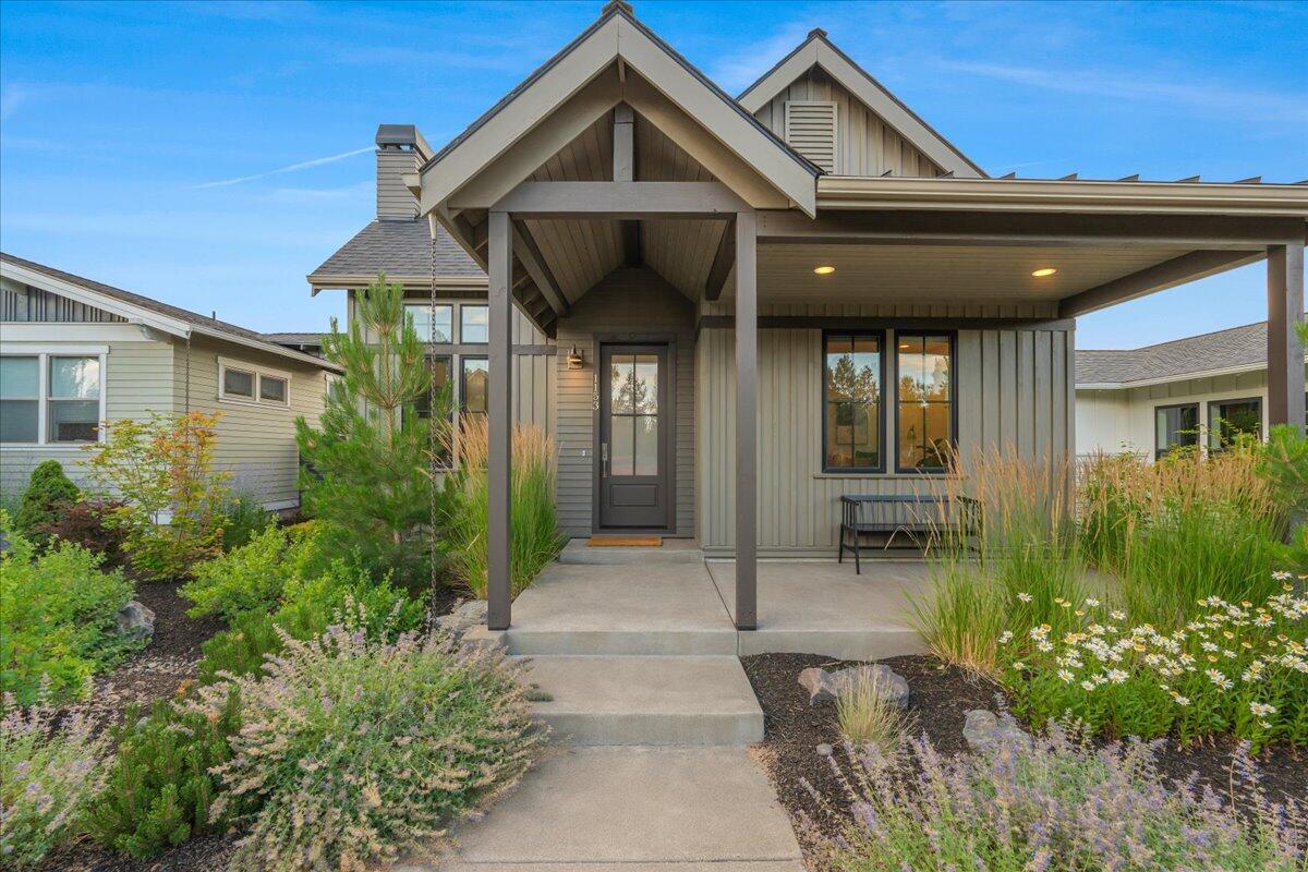 1153 NW Mt Washington Drive