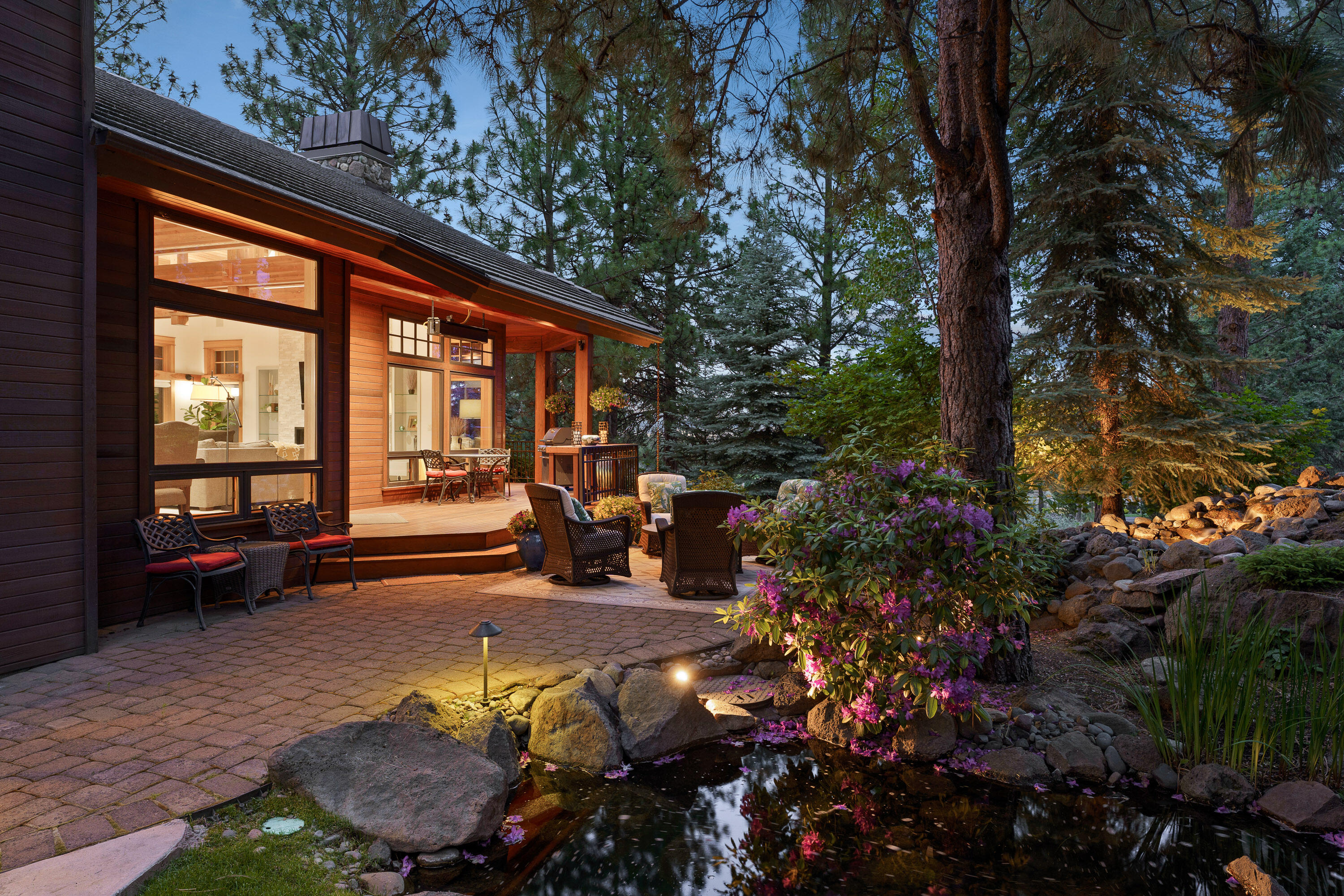 2537 NW Champion Circle