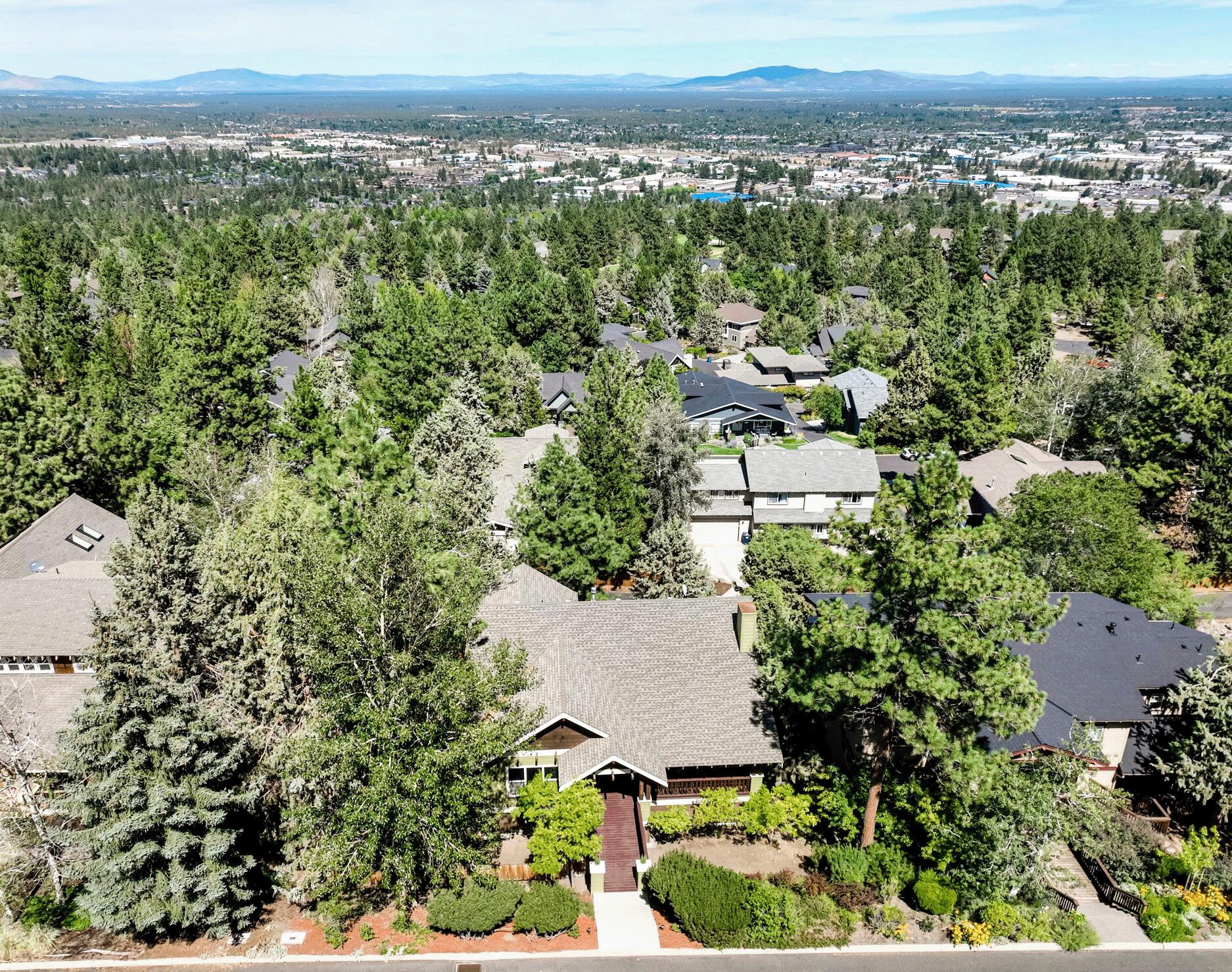 3138 NW Colonial Drive