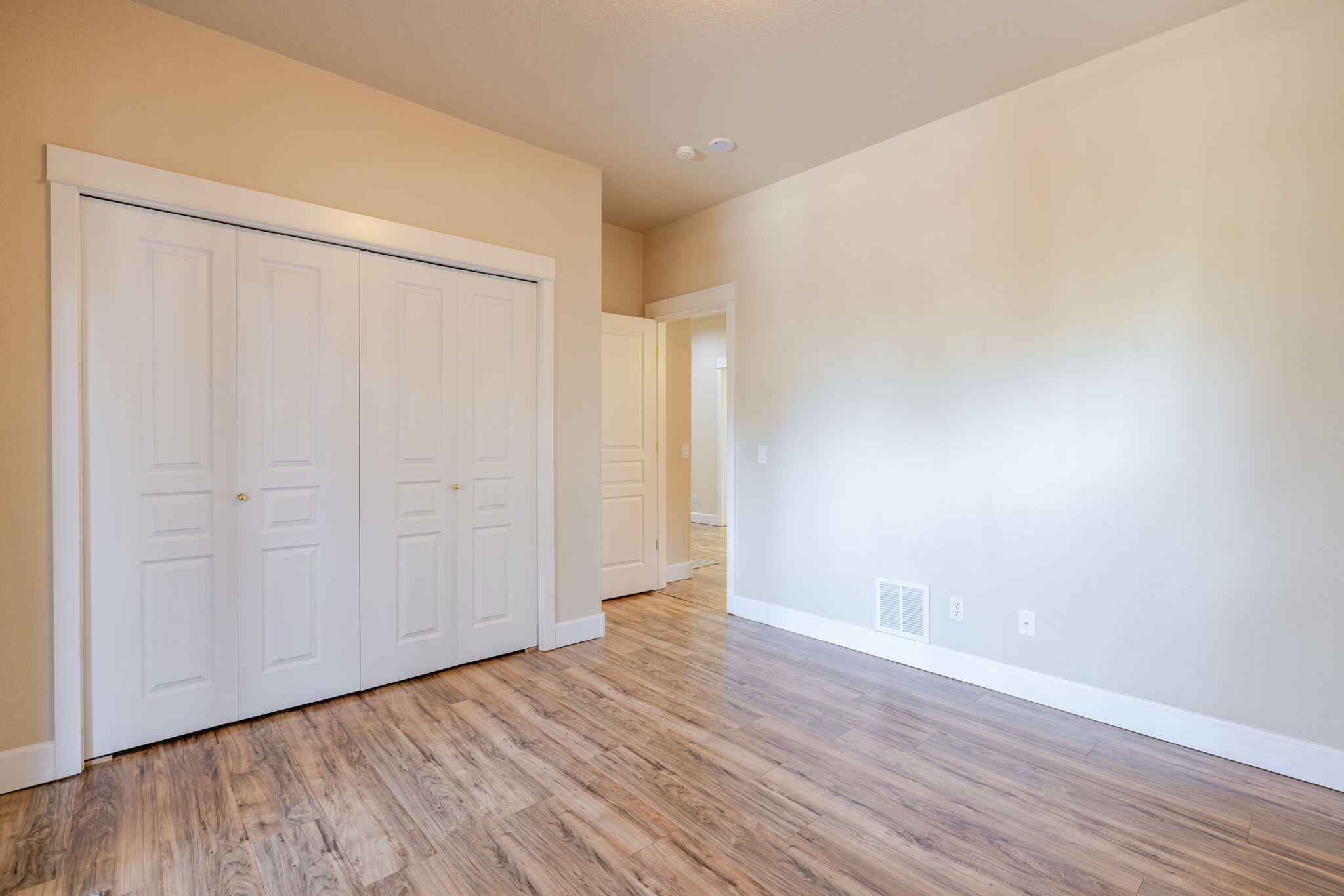 3138 NW Colonial Drive