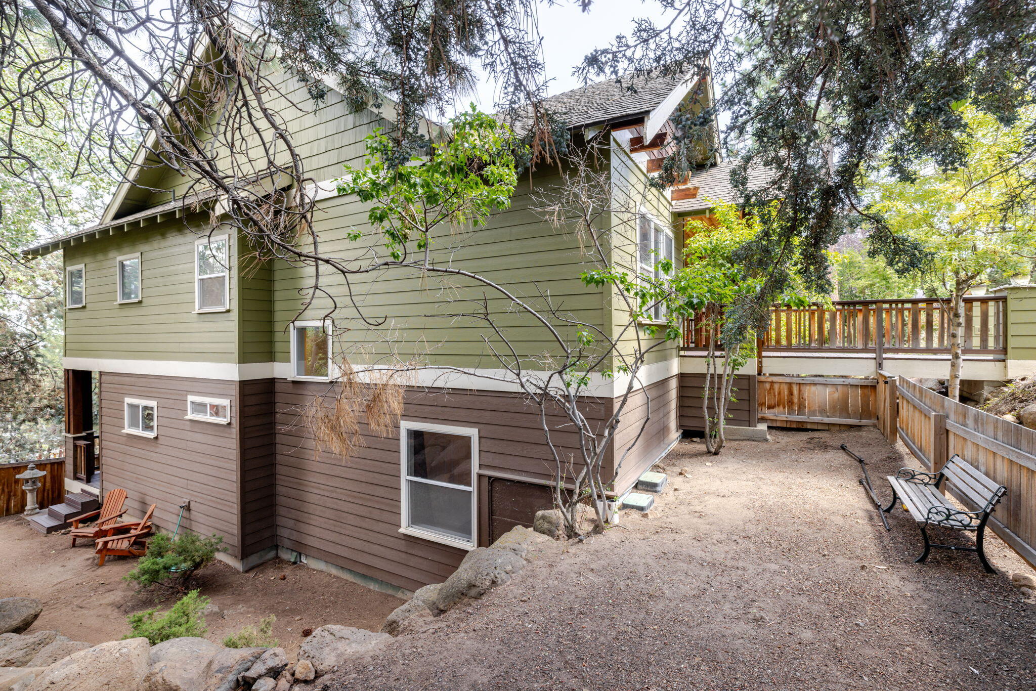 3138 NW Colonial Drive