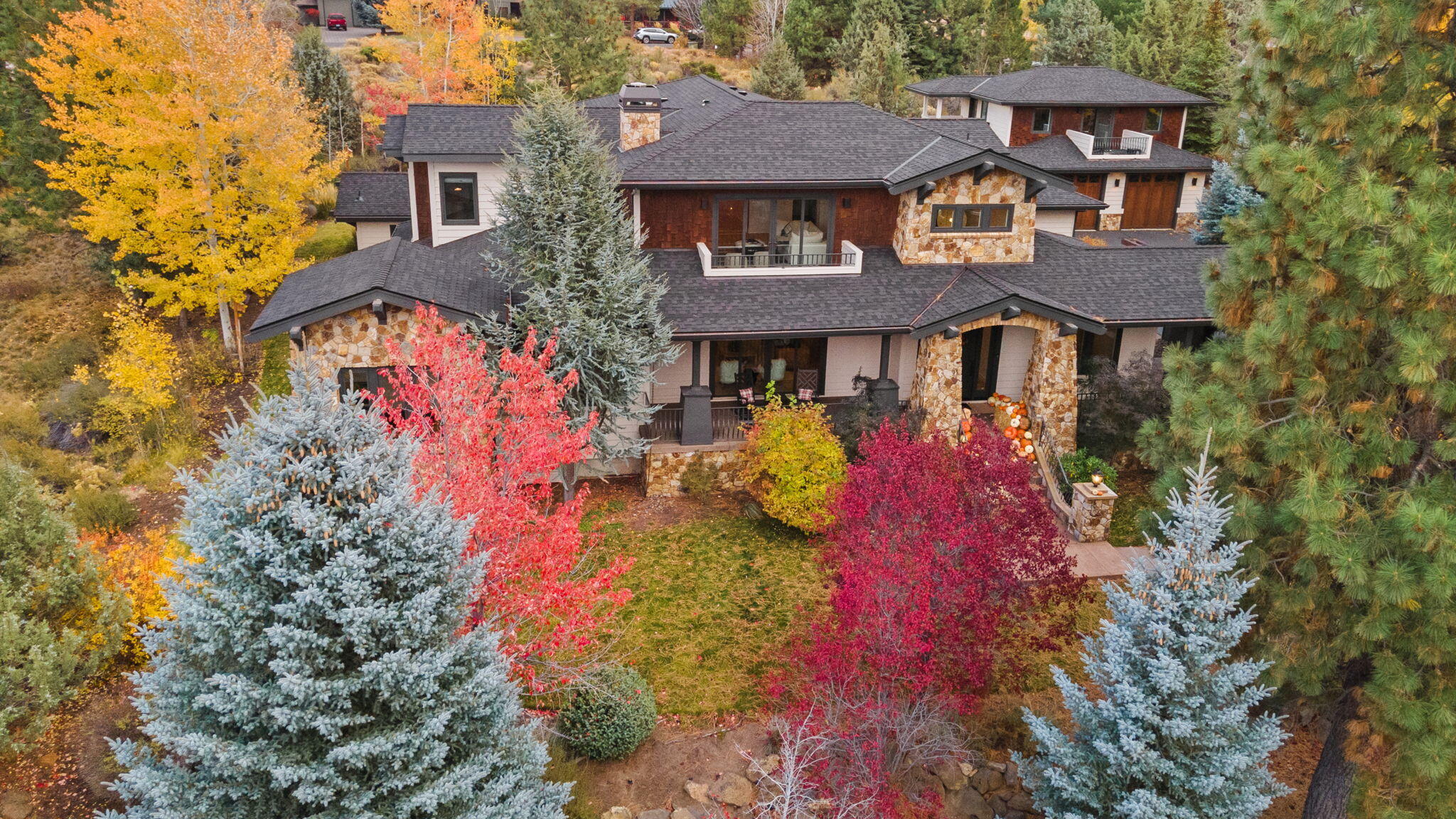 61454 Cultus Lake Court