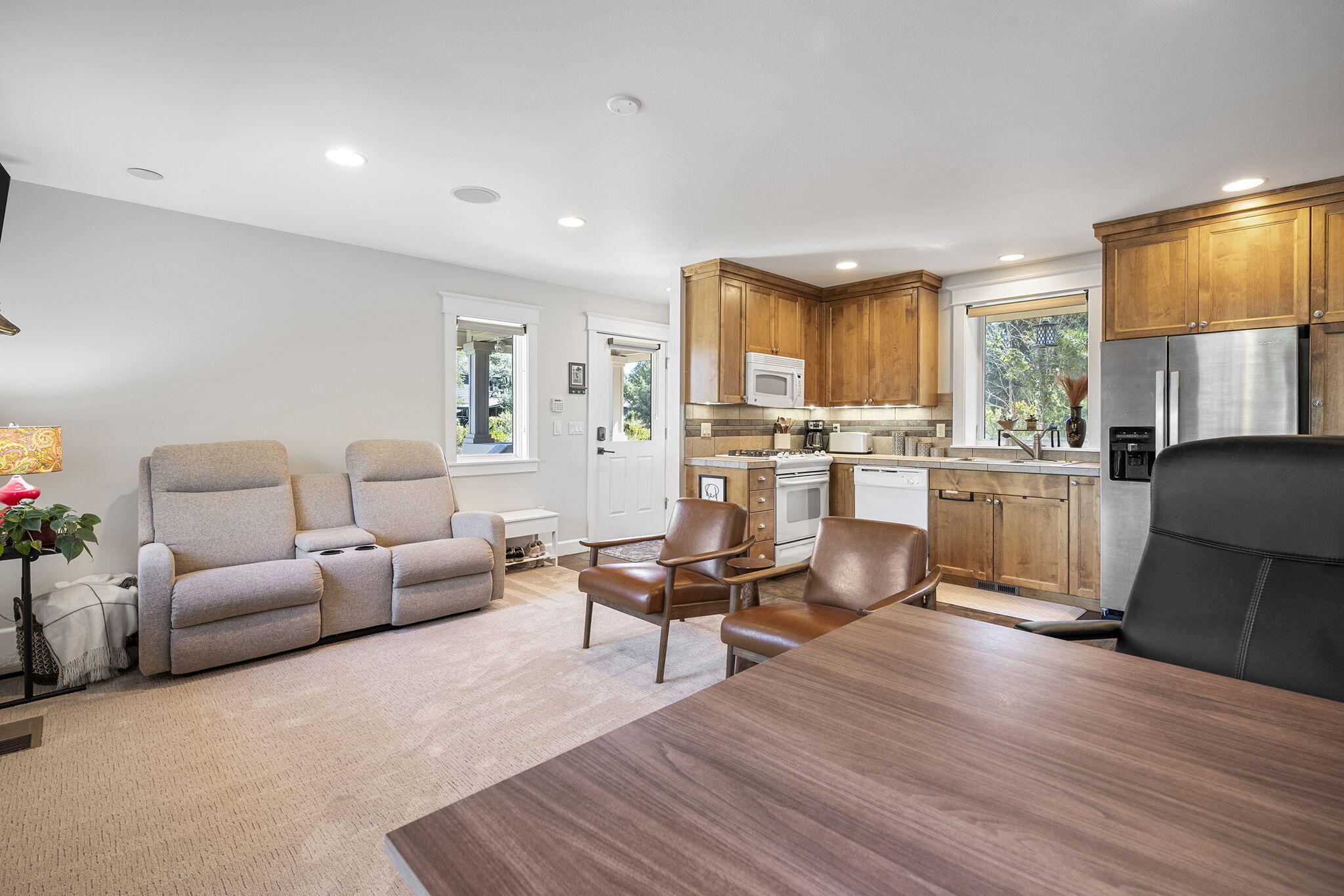 61454 Cultus Lake Court