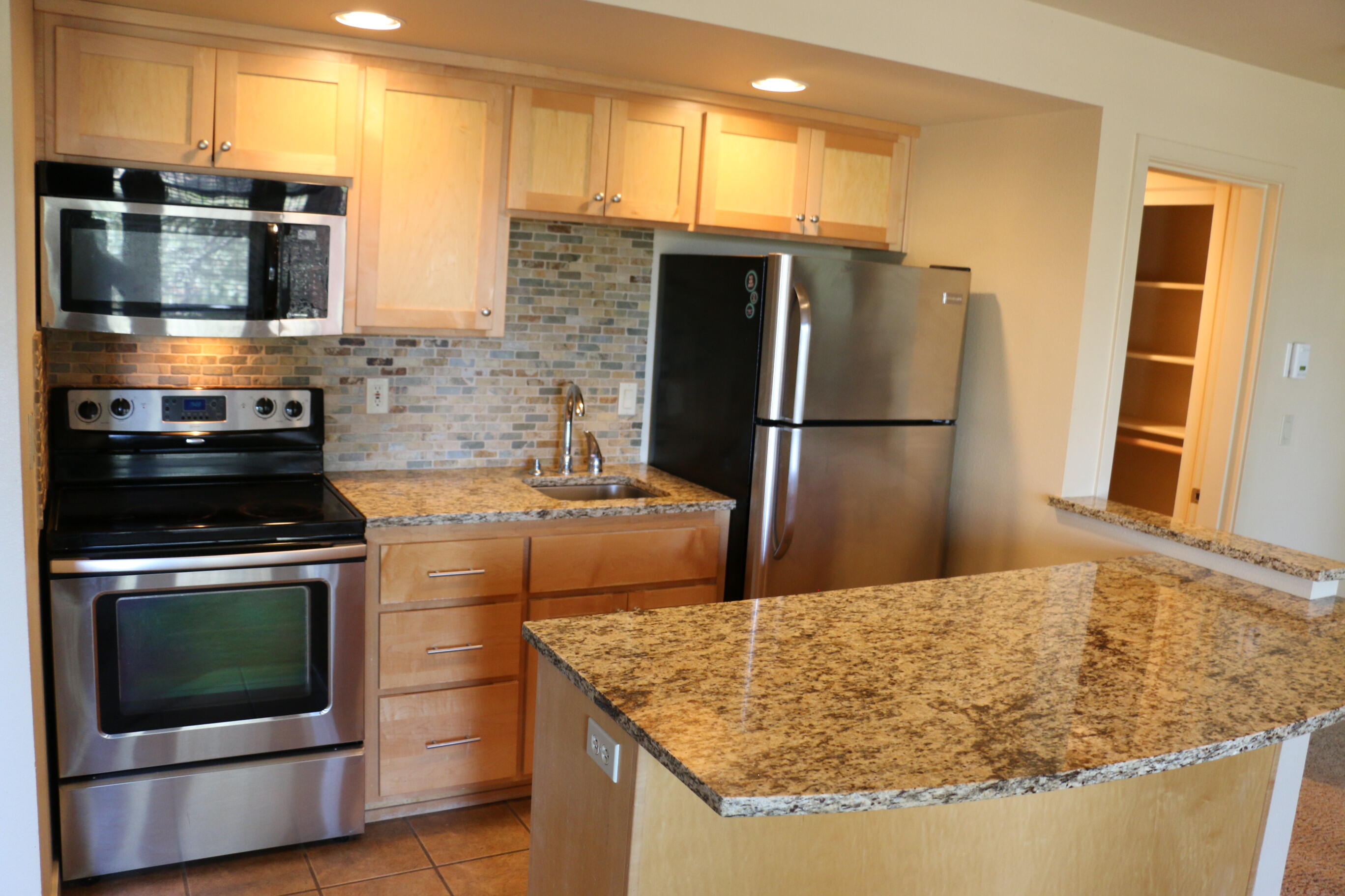 18575 SW Century Drive, 221 221