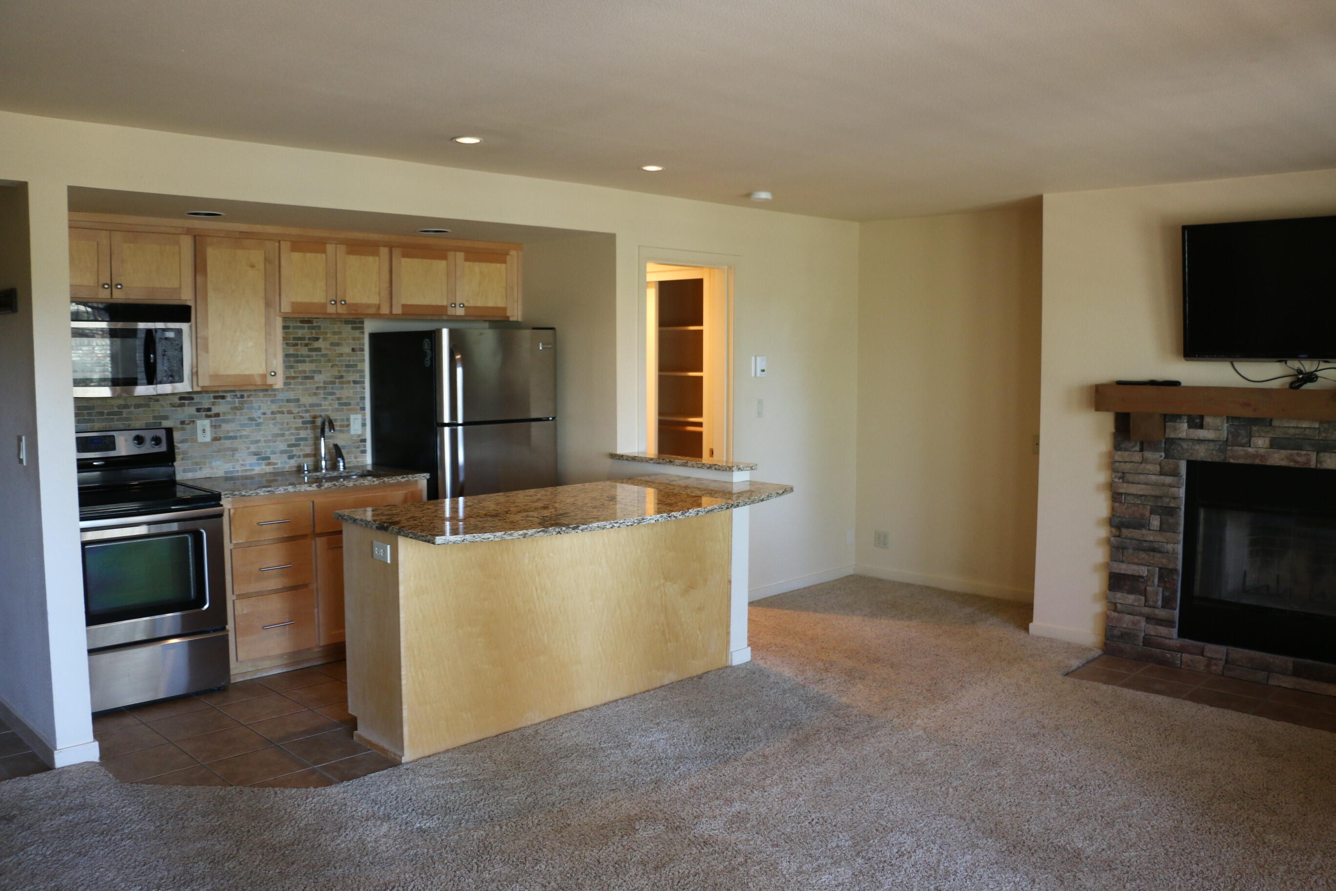 18575 SW Century Drive, 221 221