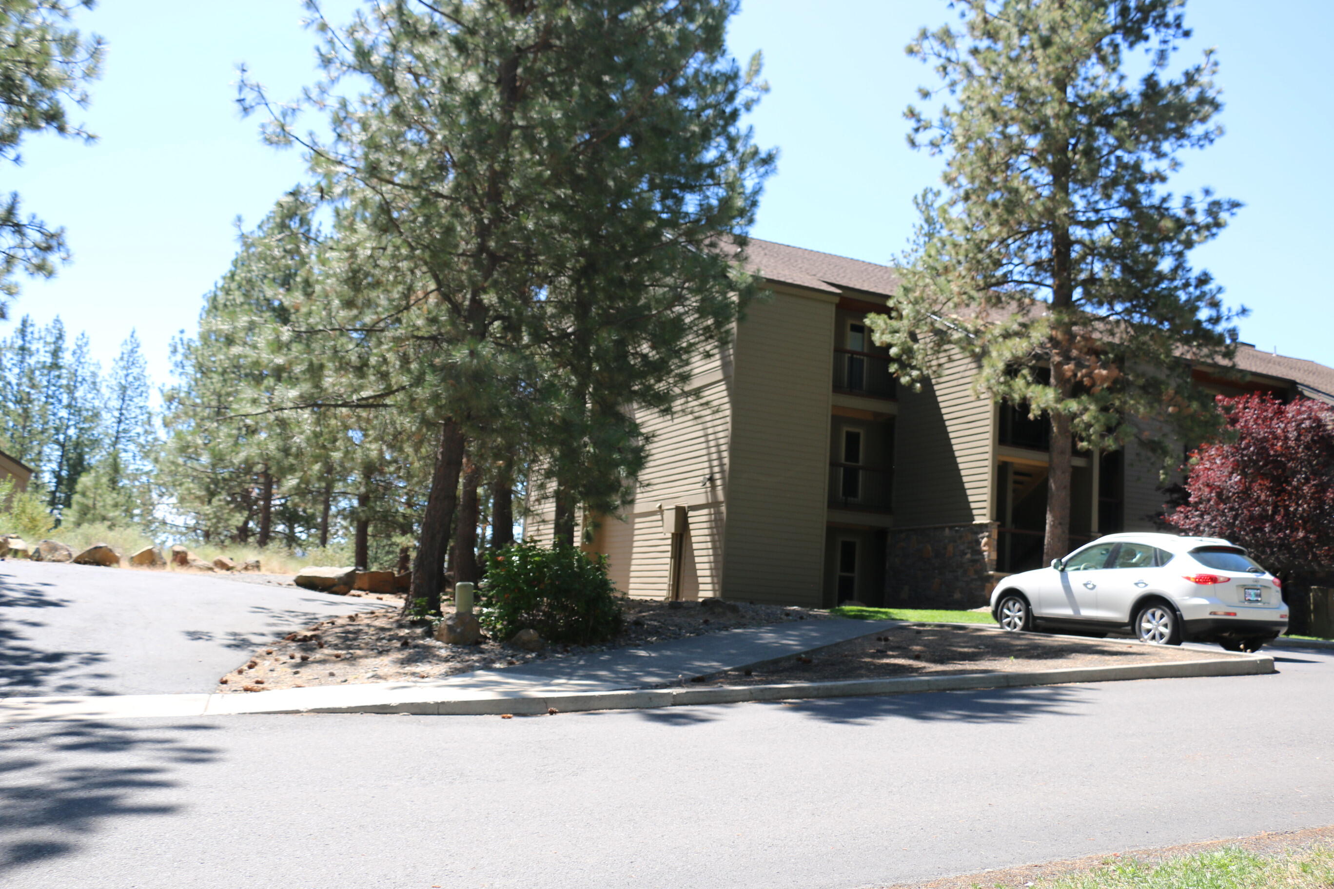 18575 SW Century Drive, 221 221