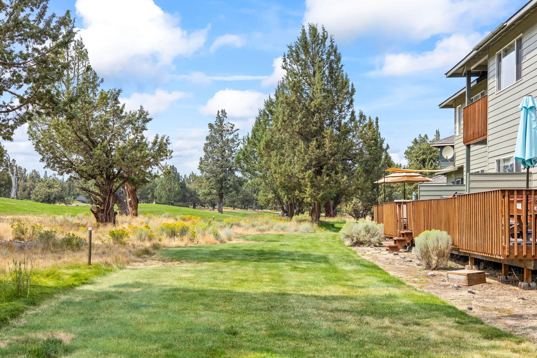 987 Golden Pheasant Drive