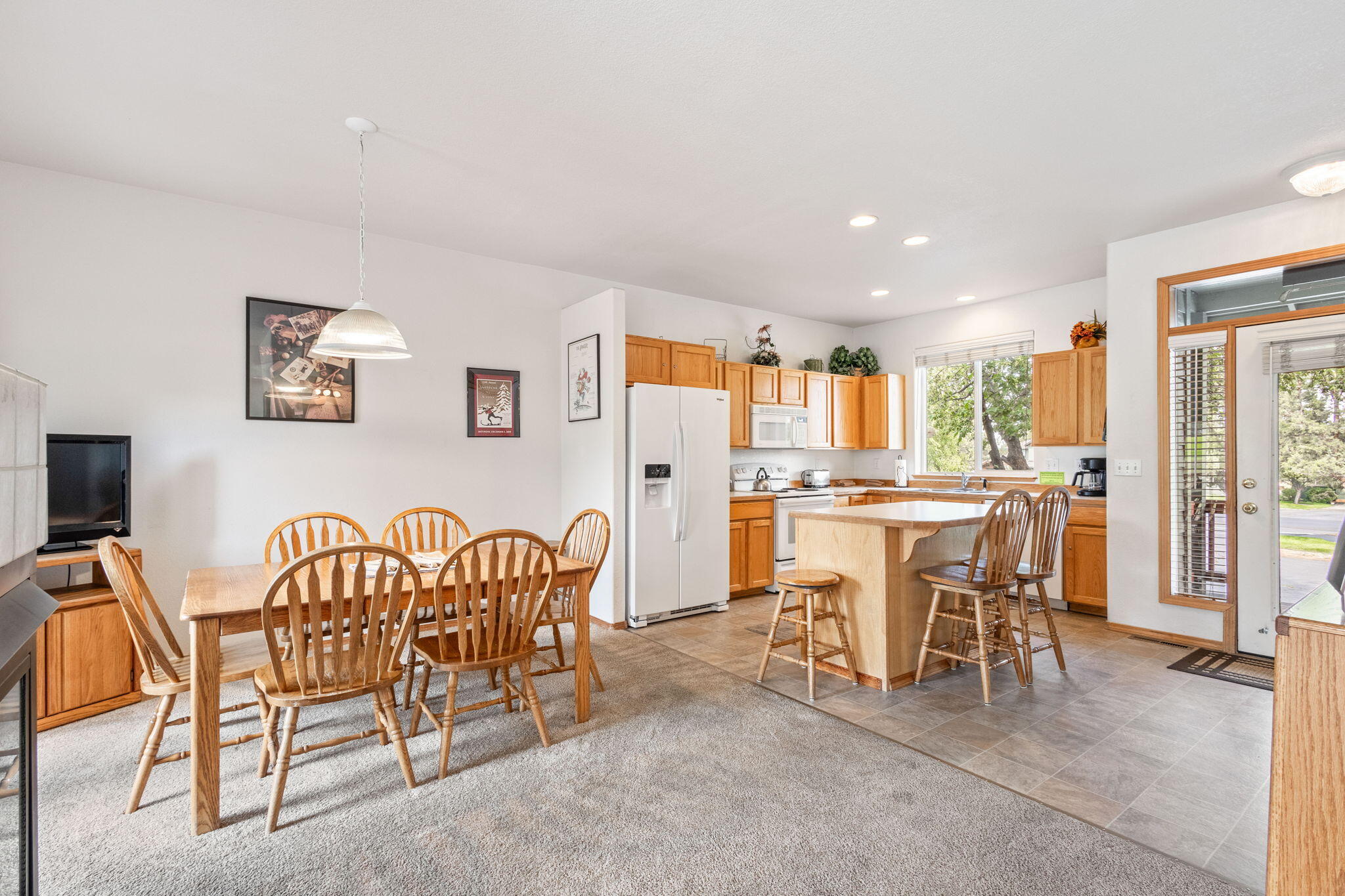 987 Golden Pheasant Drive