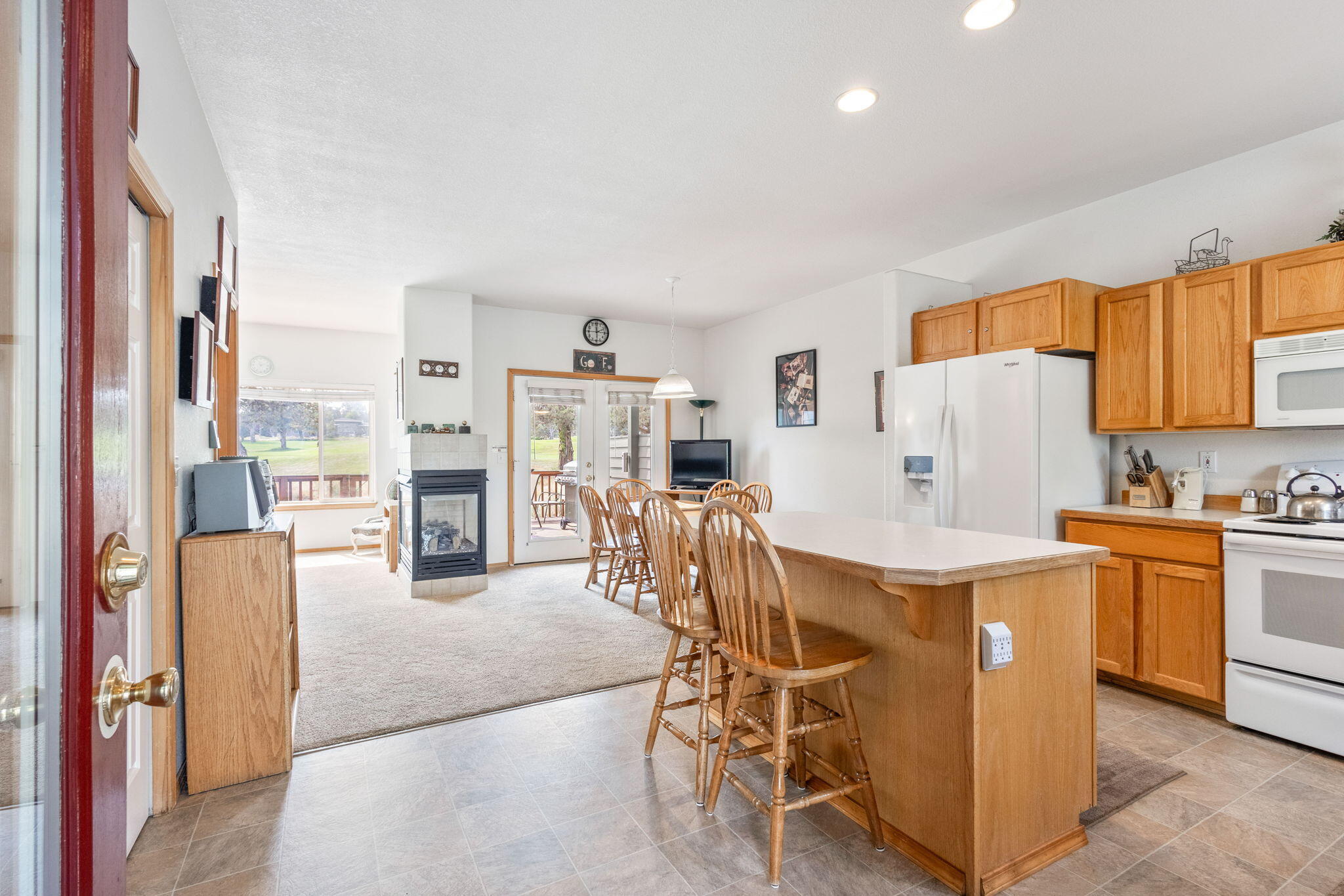 987 Golden Pheasant Drive