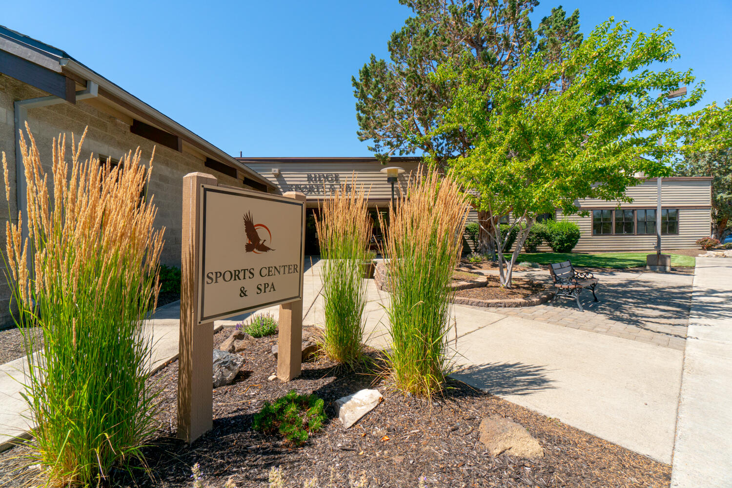 987 Golden Pheasant Drive