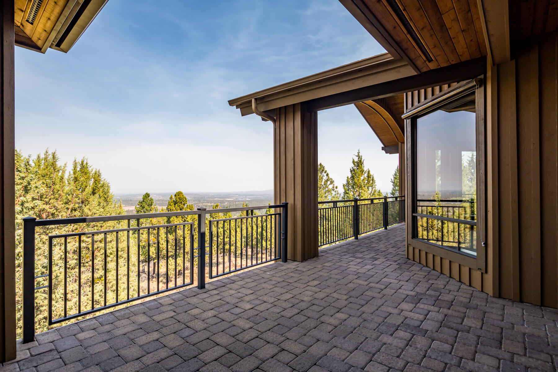 1564 NW Overlook Drive