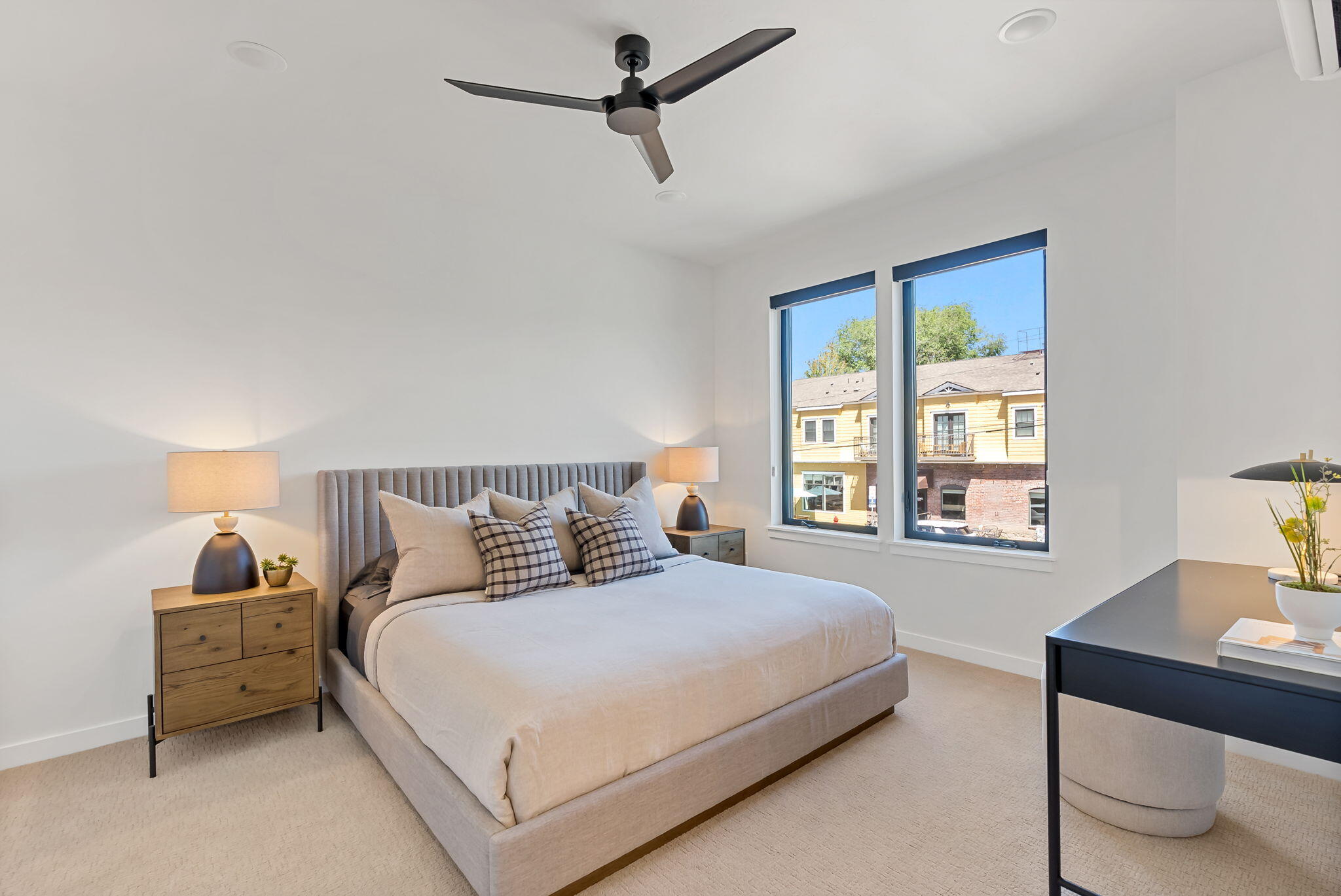 123 NW Broadway Street