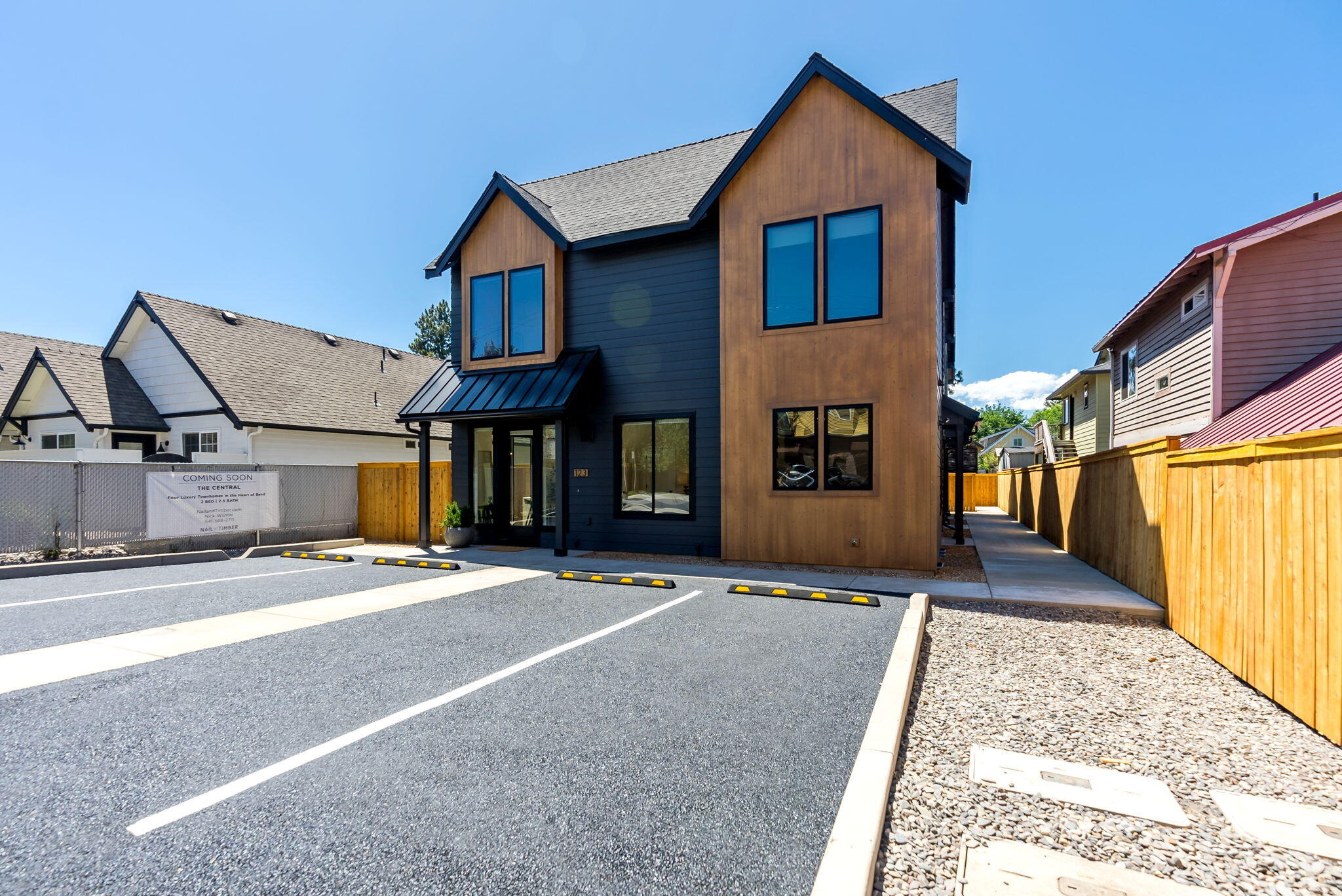 123 NW Broadway Street