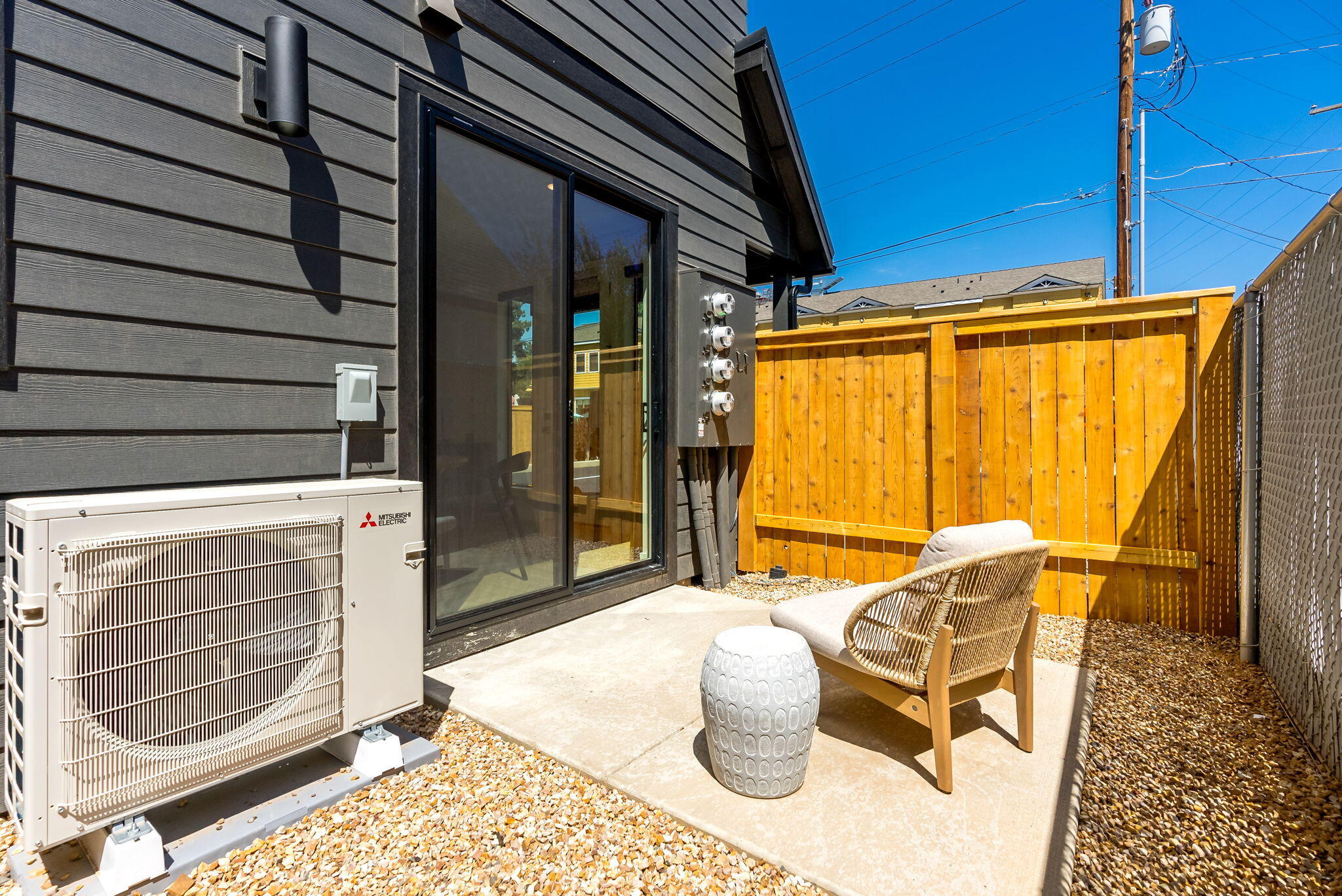 123 NW Broadway Street