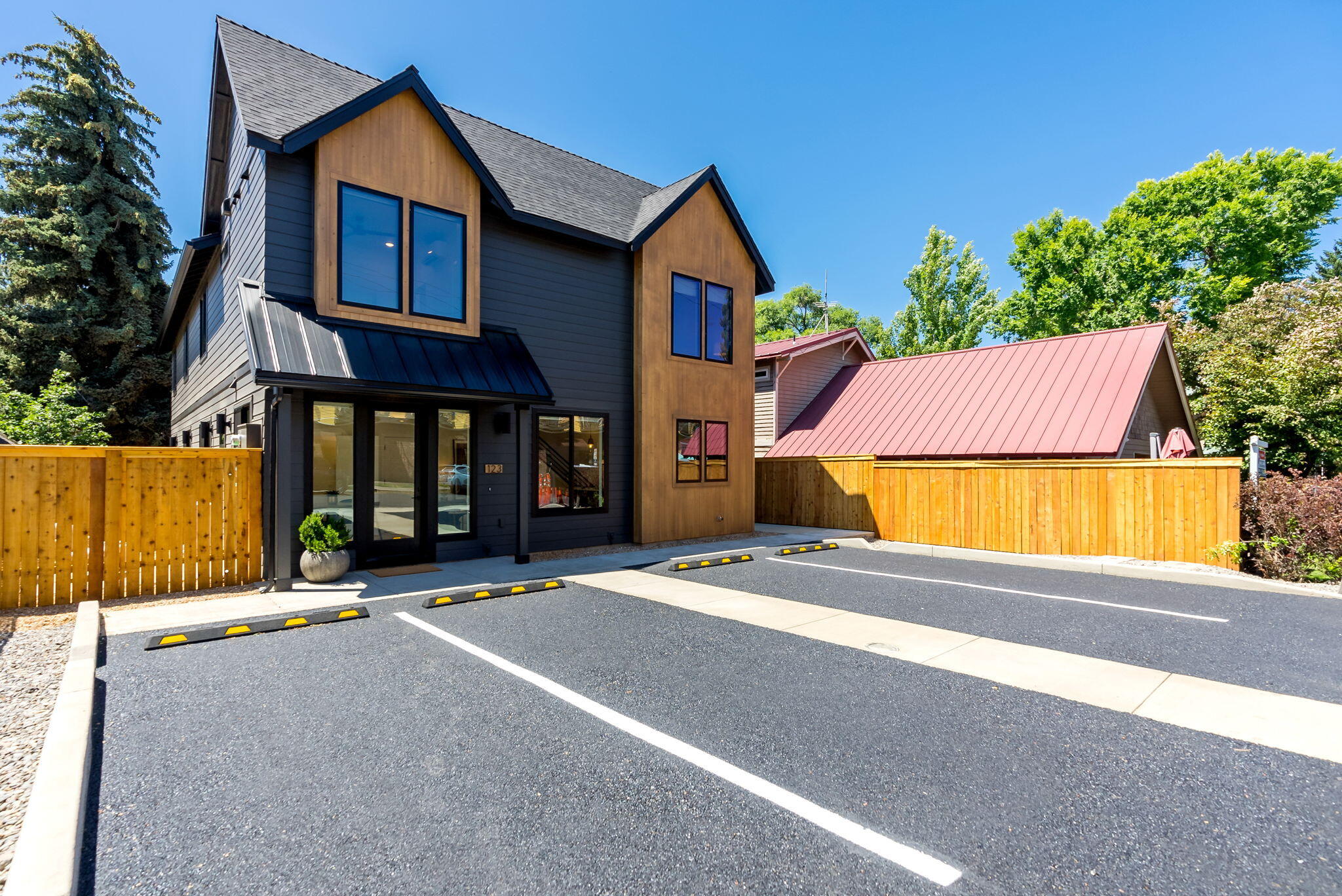 123 NW Broadway Street