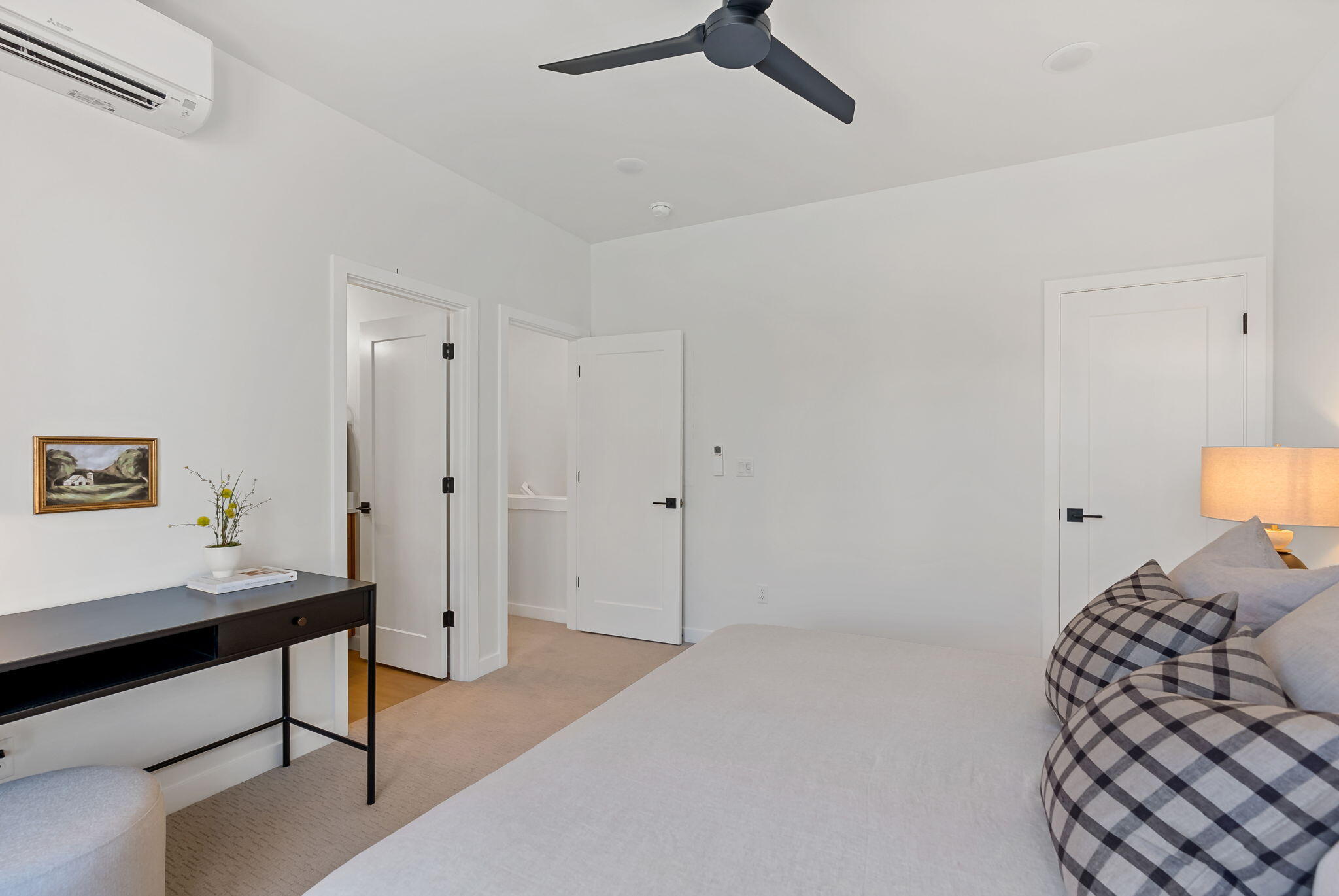 123 NW Broadway Street