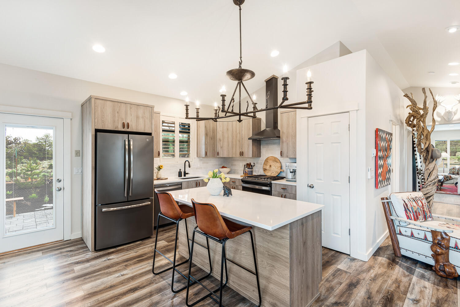 25025 Horse Ridge Frontage Road