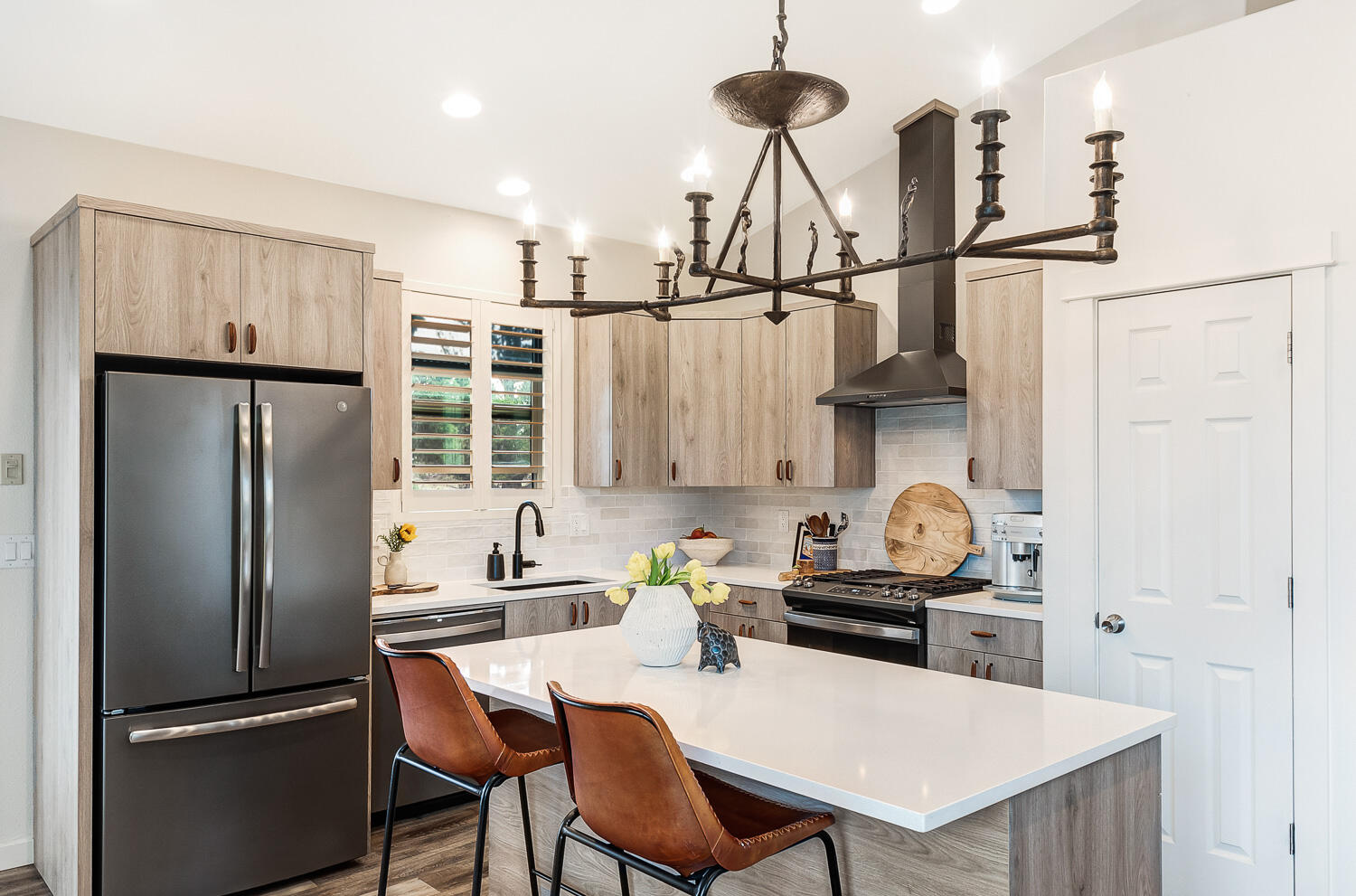 25025 Horse Ridge Frontage Road