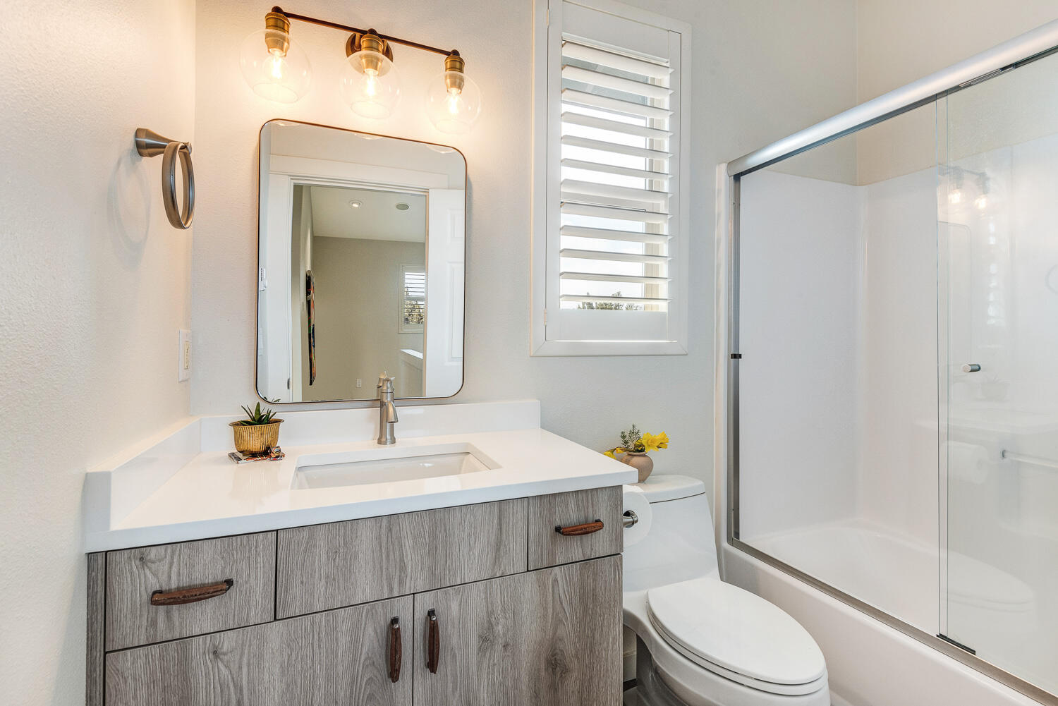 25025 Horse Ridge Frontage Road