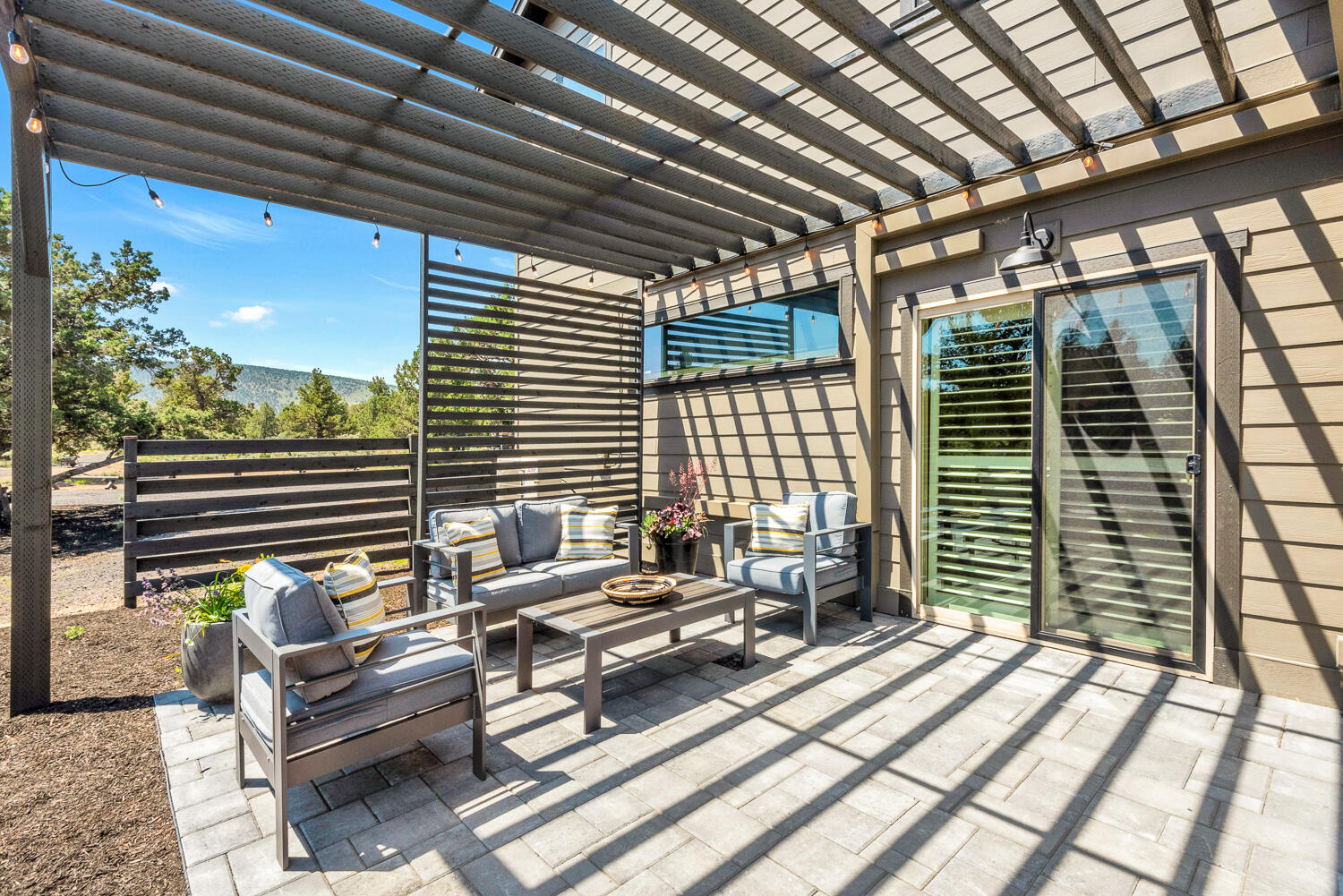 25025 Horse Ridge Frontage Road