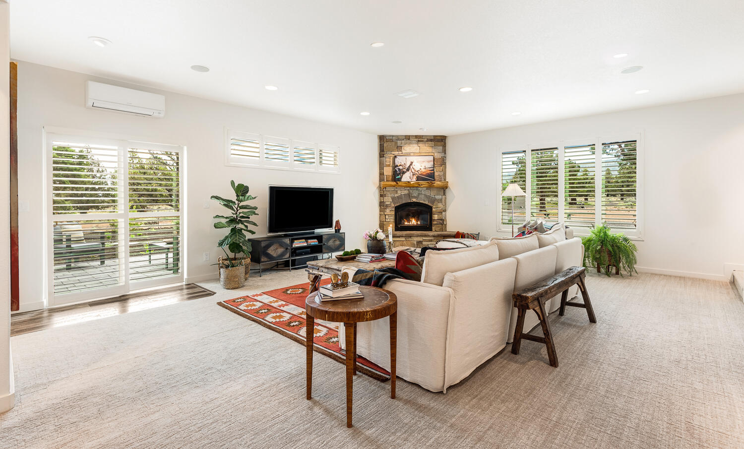 25025 Horse Ridge Frontage Road