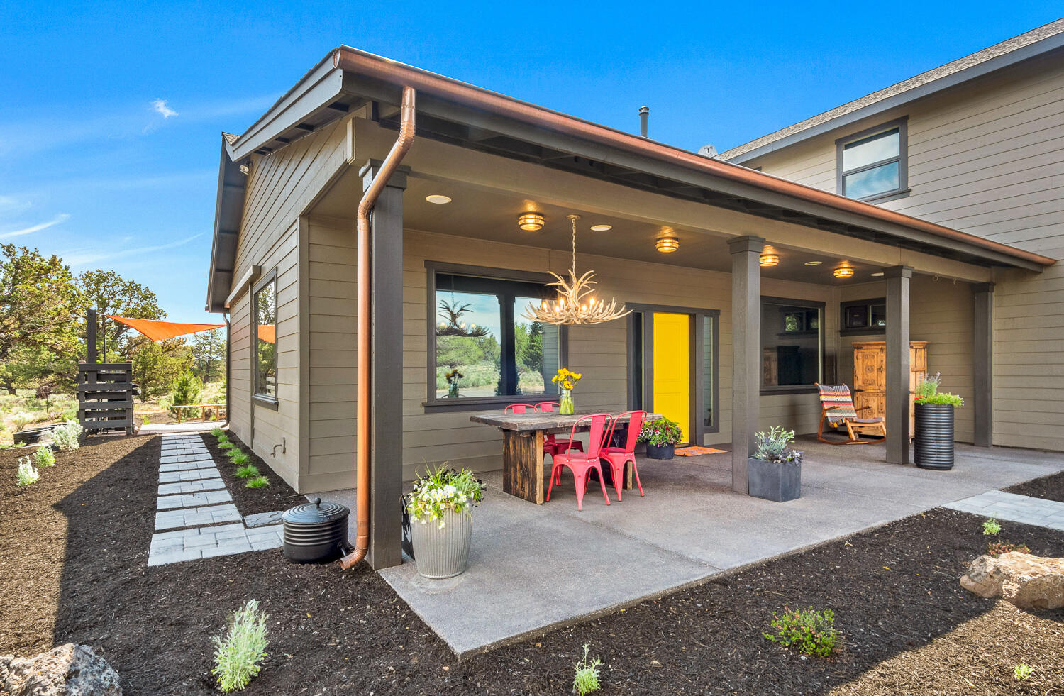 25025 Horse Ridge Frontage Road