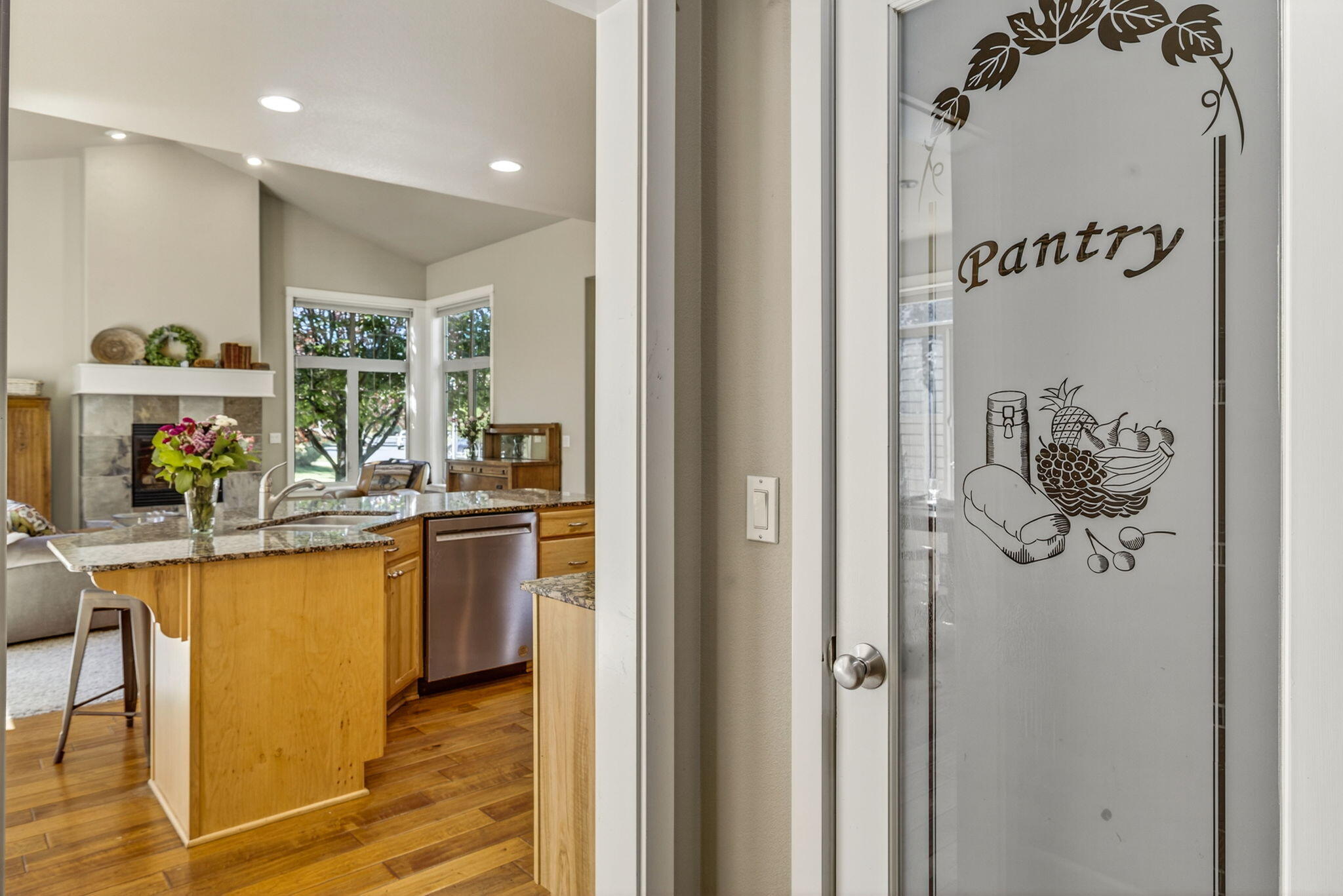 19601 Hollygrape Street