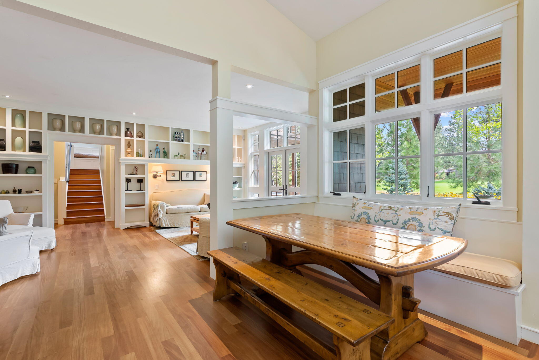 61709 Tam McArthur Loop