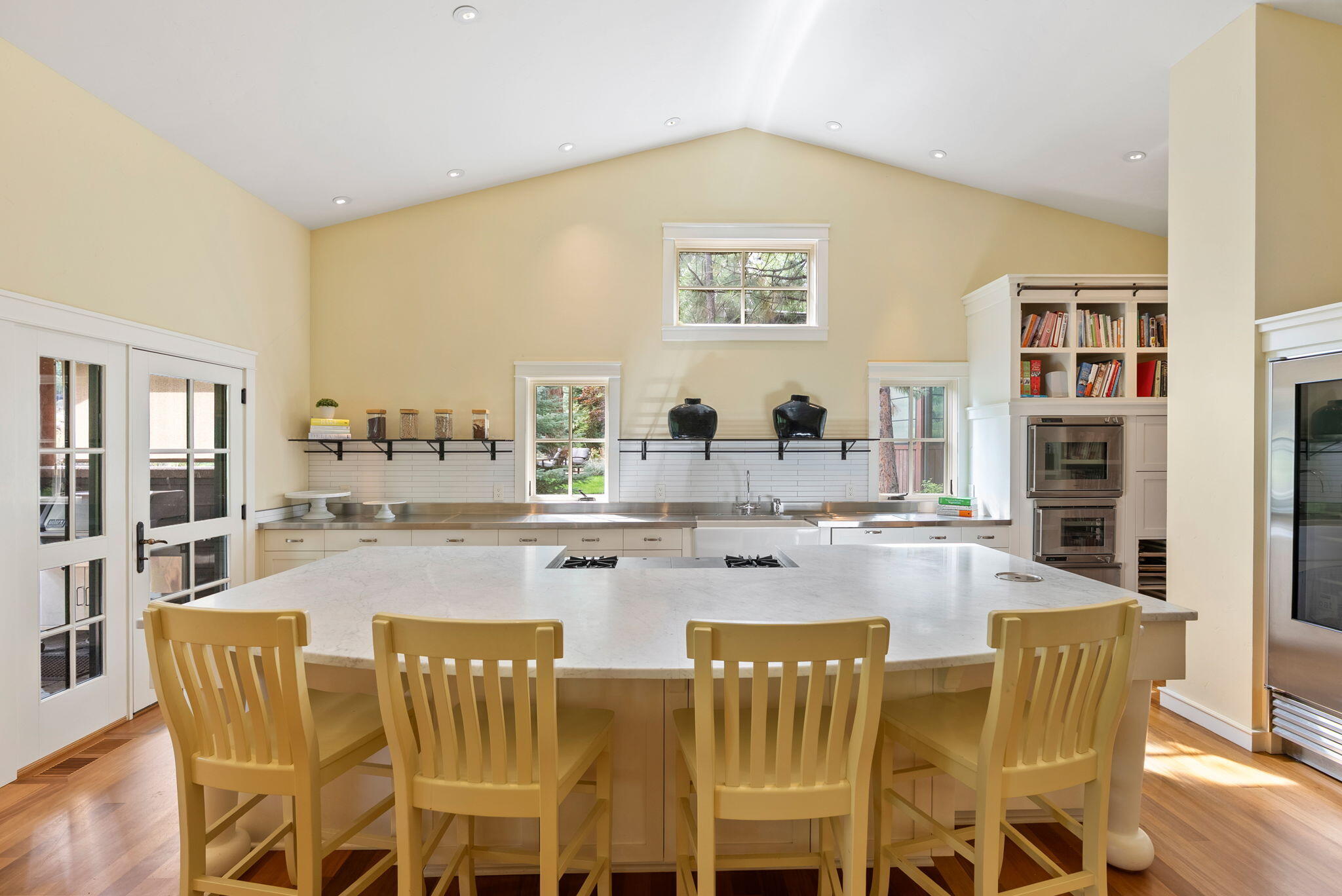 61709 Tam McArthur Loop