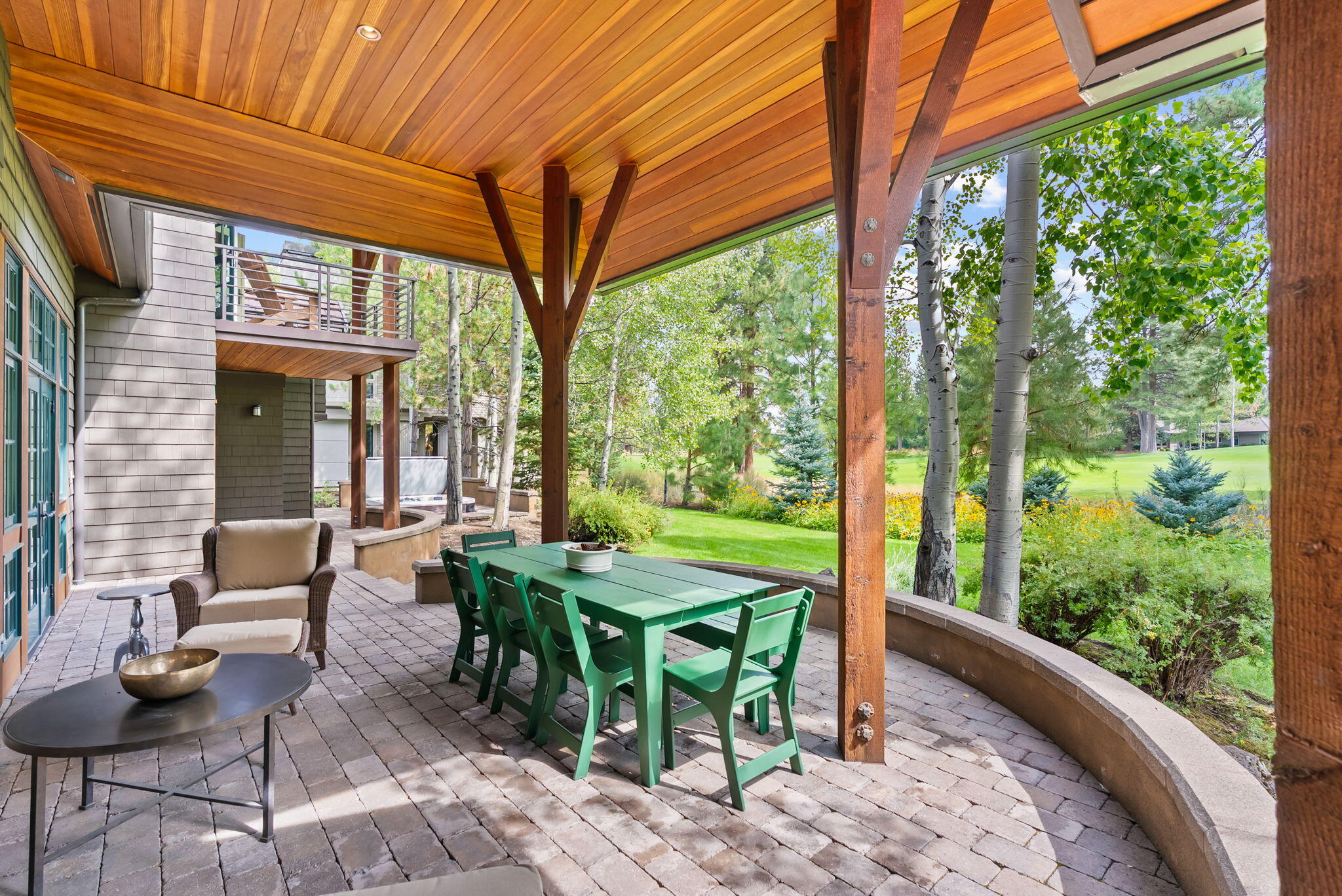 61709 Tam McArthur Loop