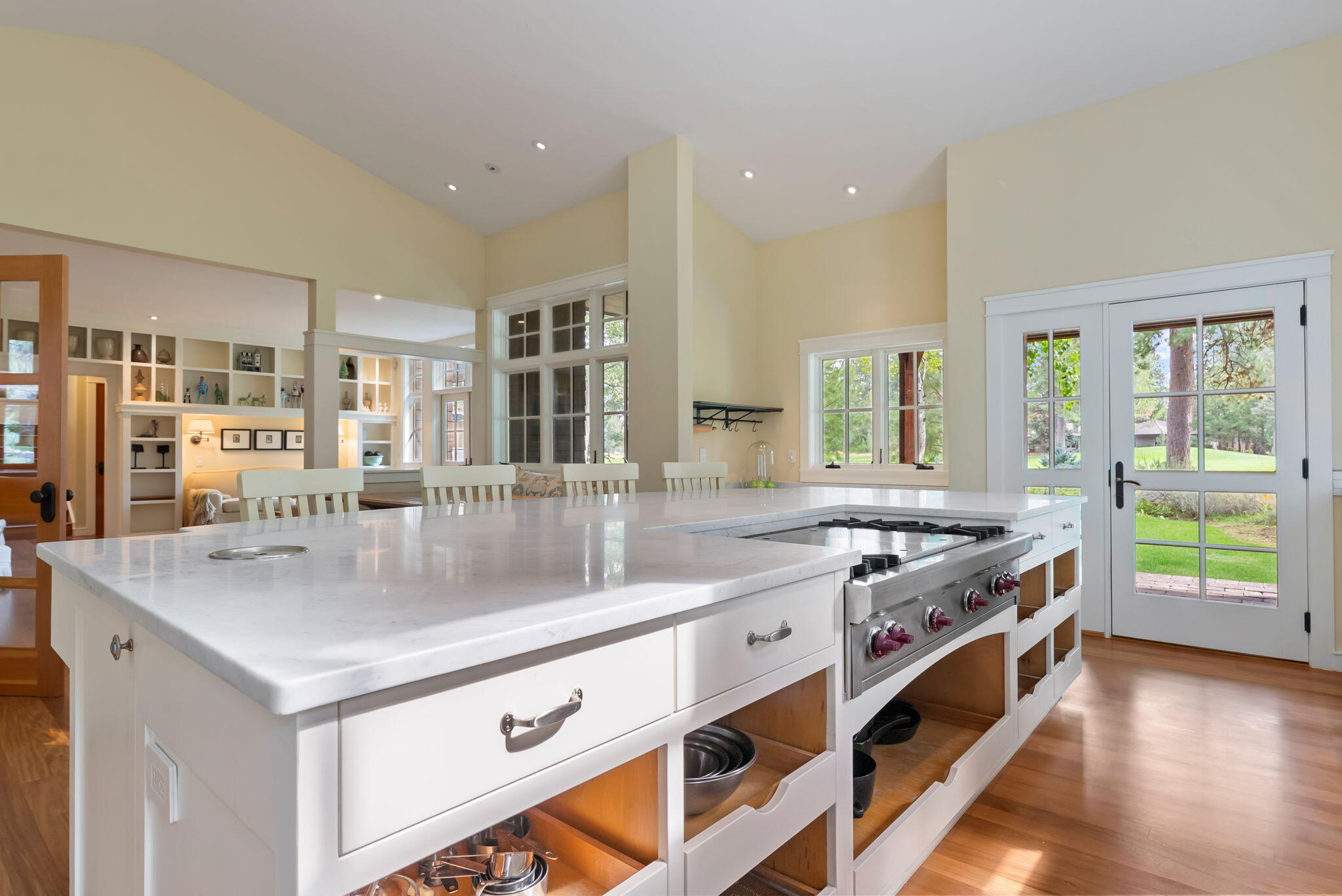 61709 Tam McArthur Loop