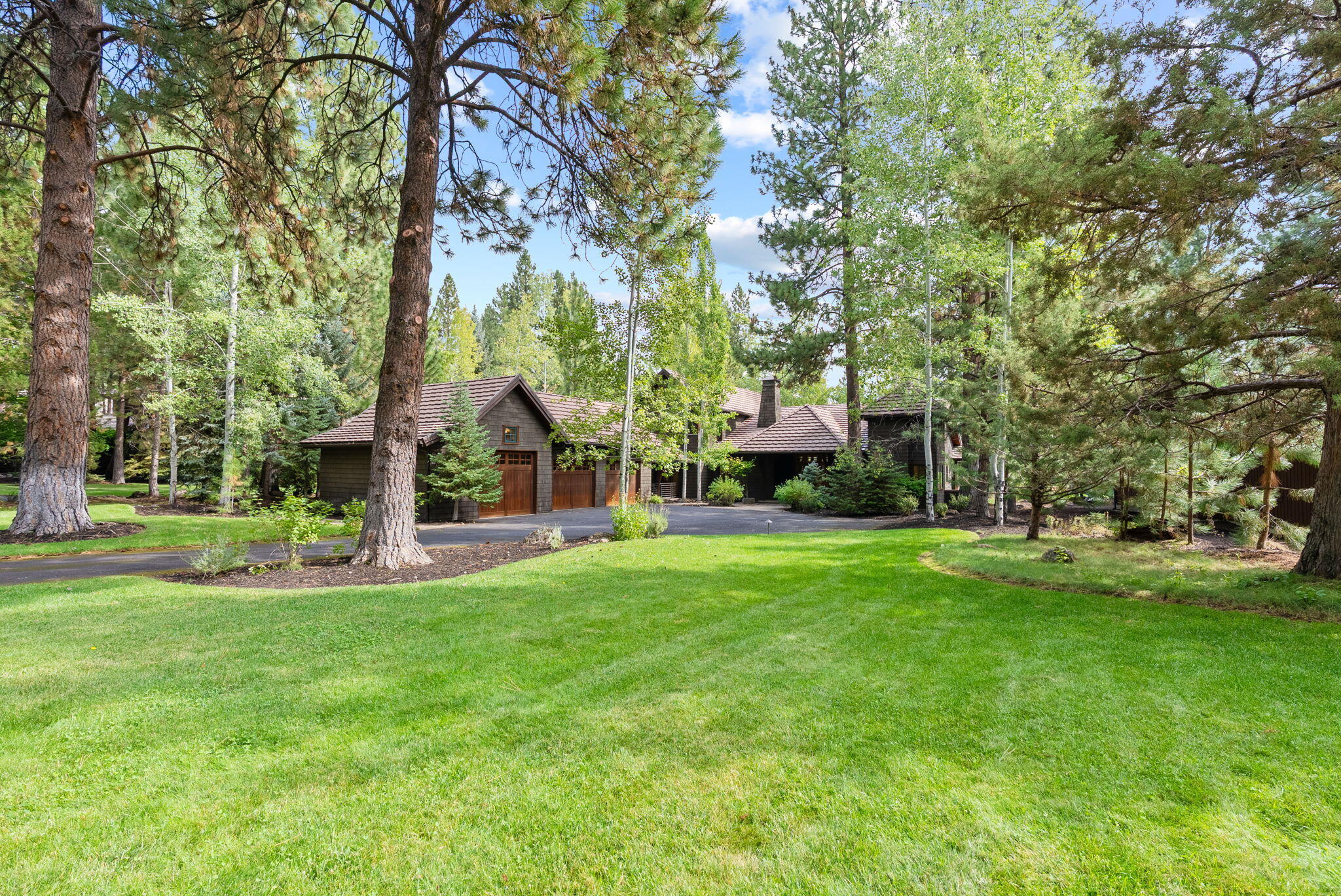 61709 Tam McArthur Loop