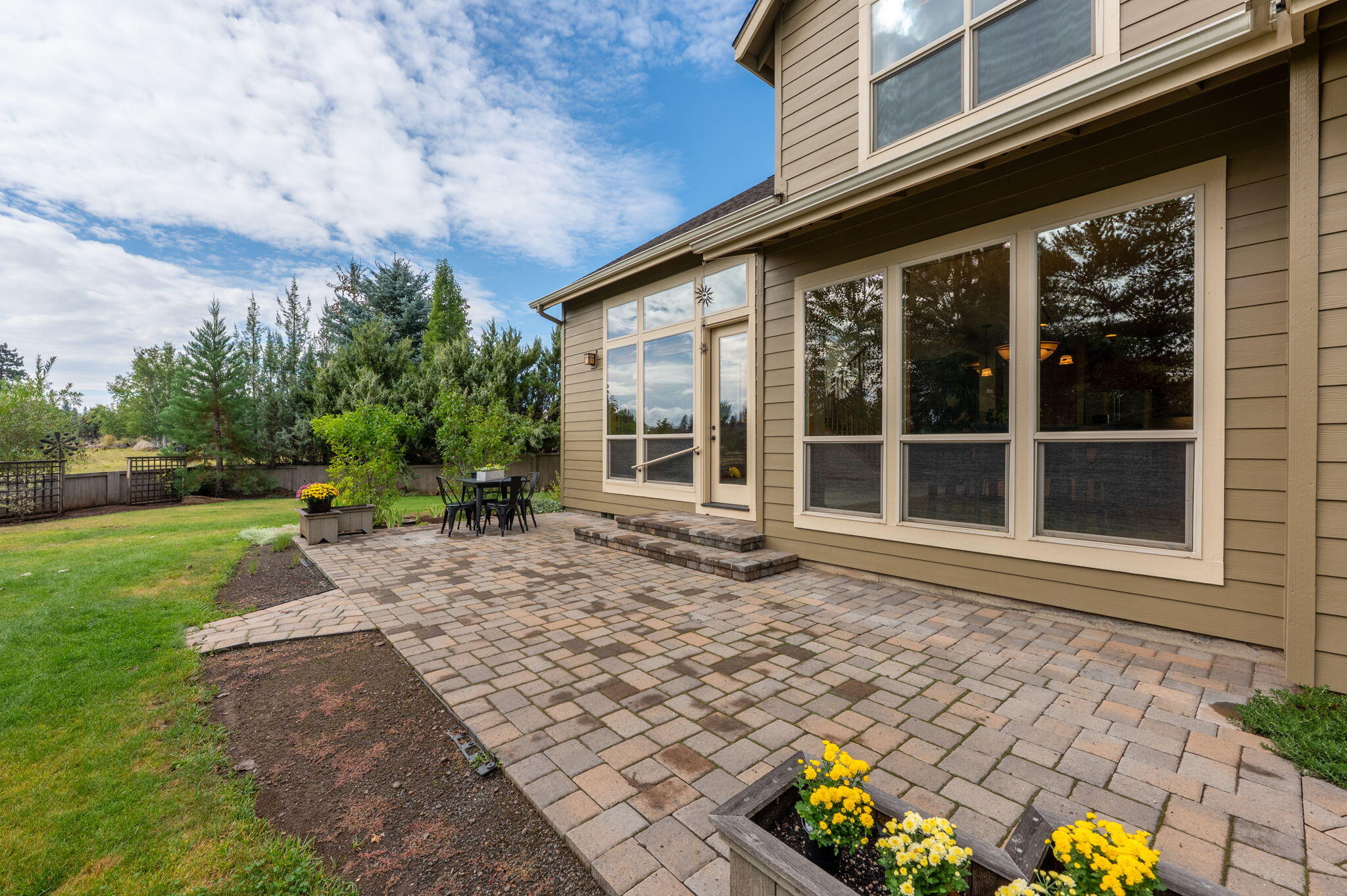 60940 Clearmeadow Court