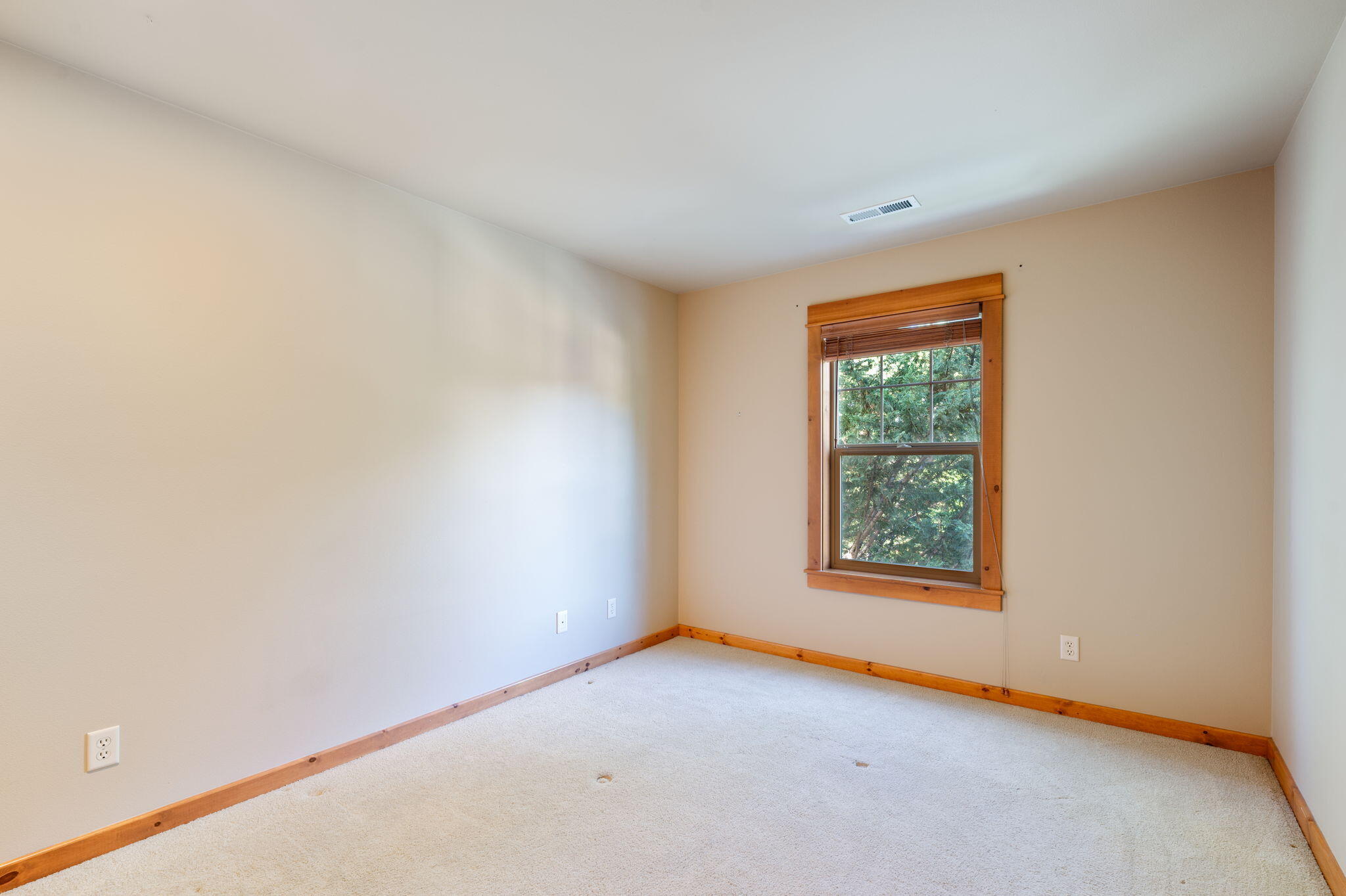 60940 Clearmeadow Court