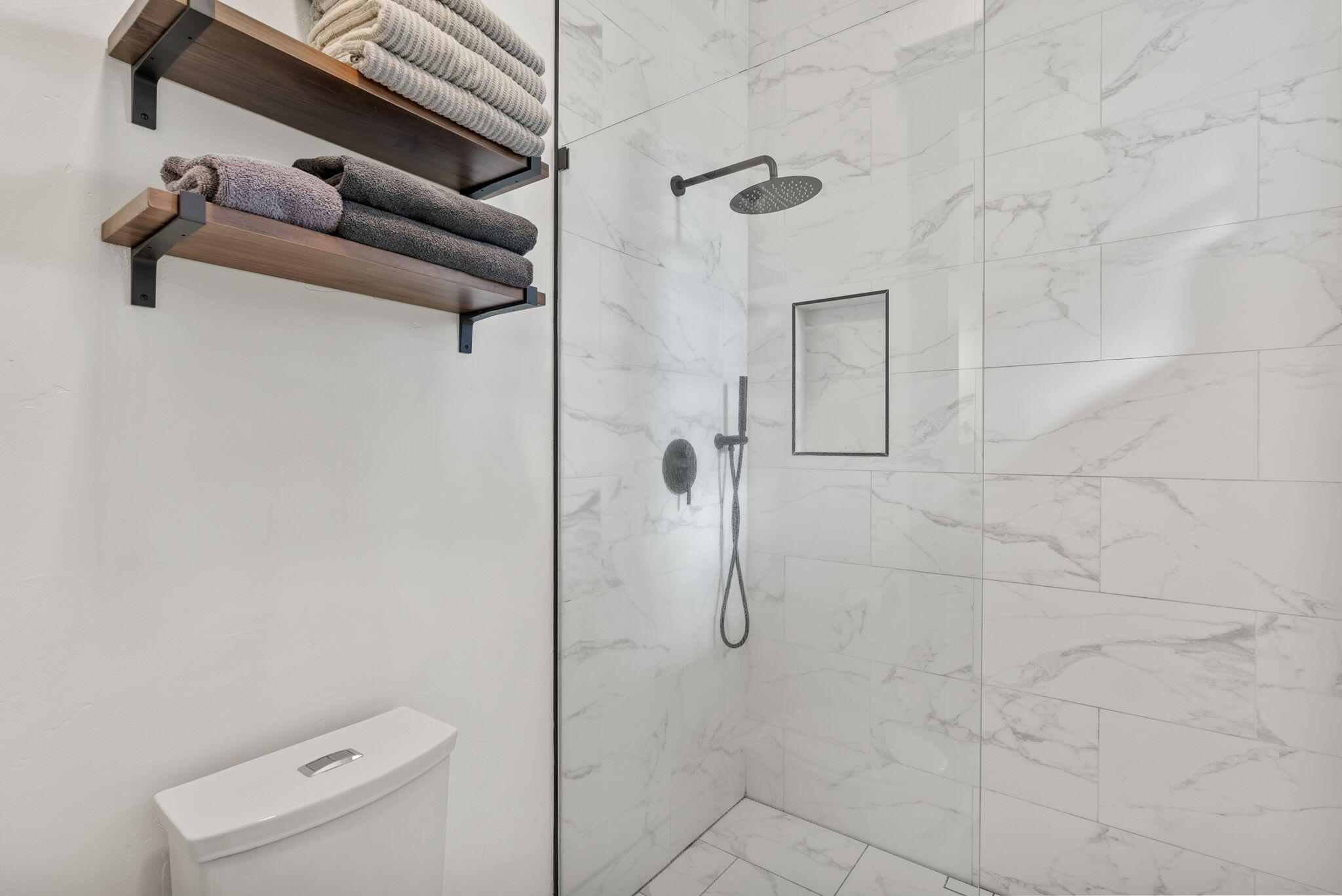 19375 Cayuse Crater Court