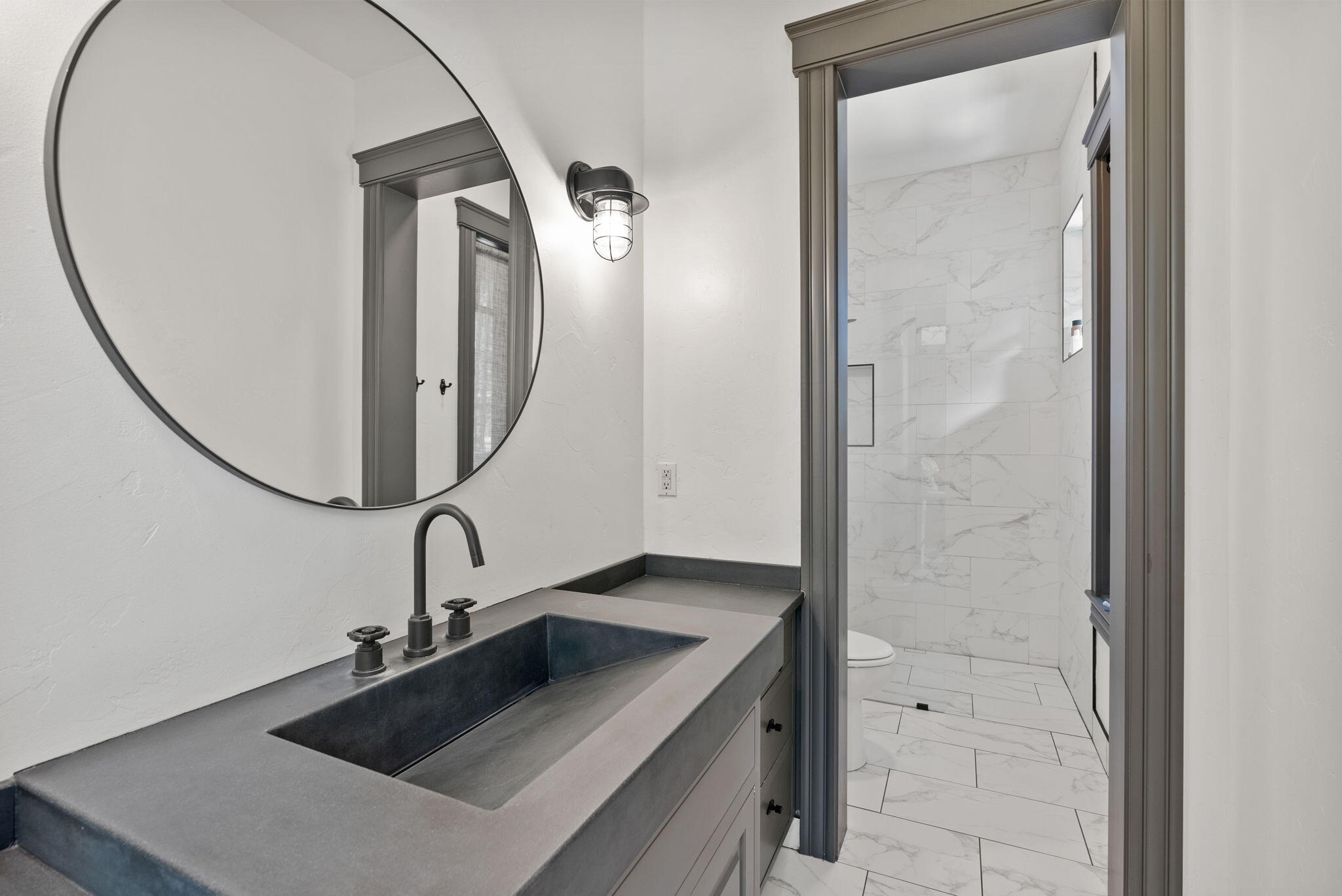 19375 Cayuse Crater Court