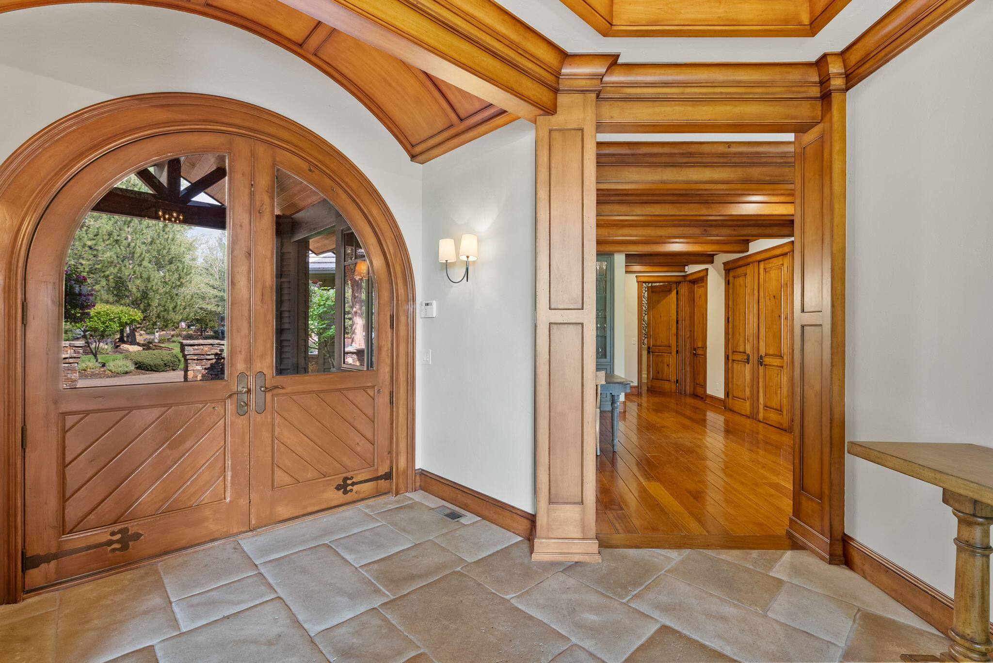 19375 Cayuse Crater Court