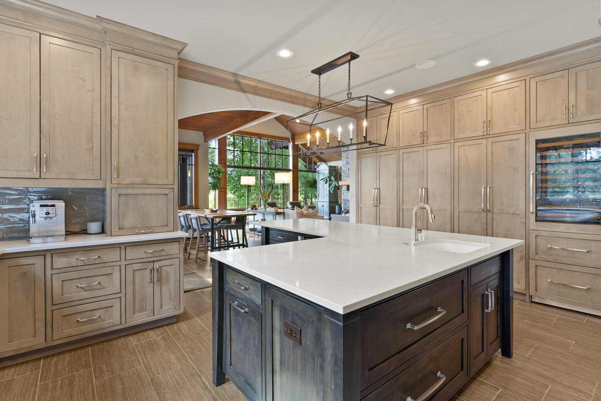 19375 Cayuse Crater Court