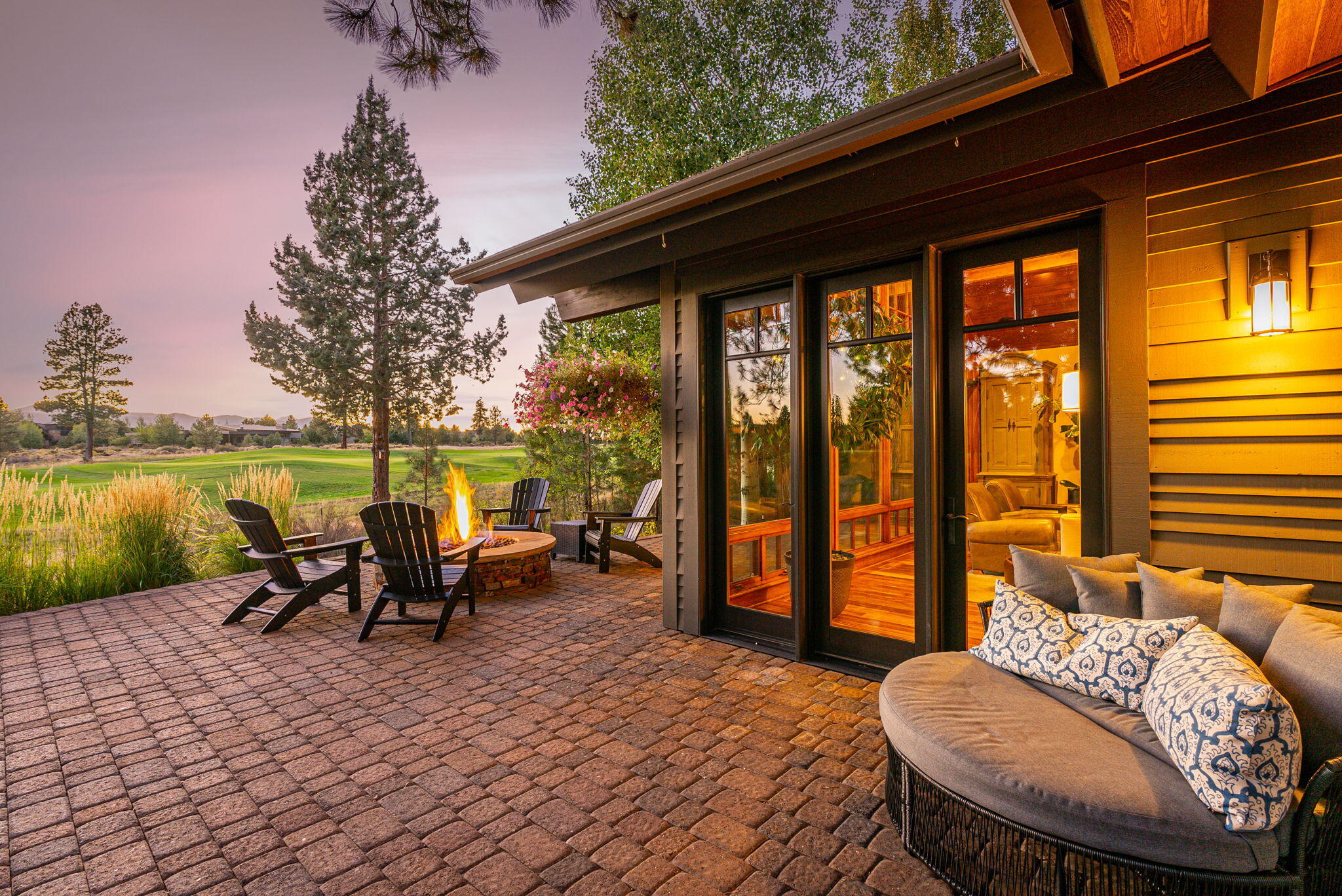 19375 Cayuse Crater Court