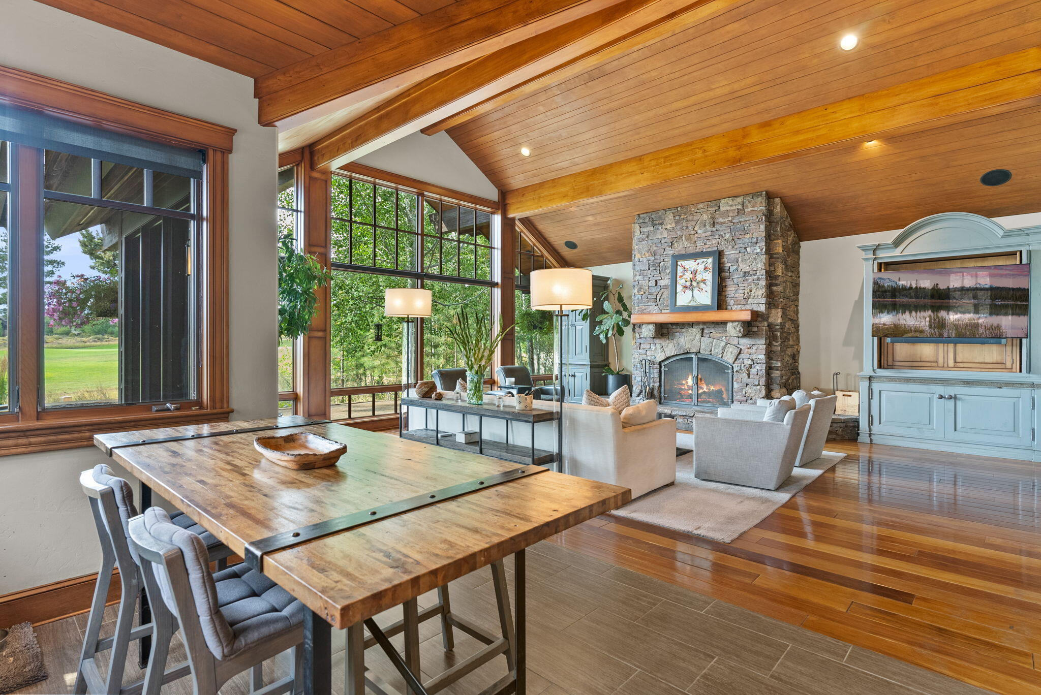 19375 Cayuse Crater Court