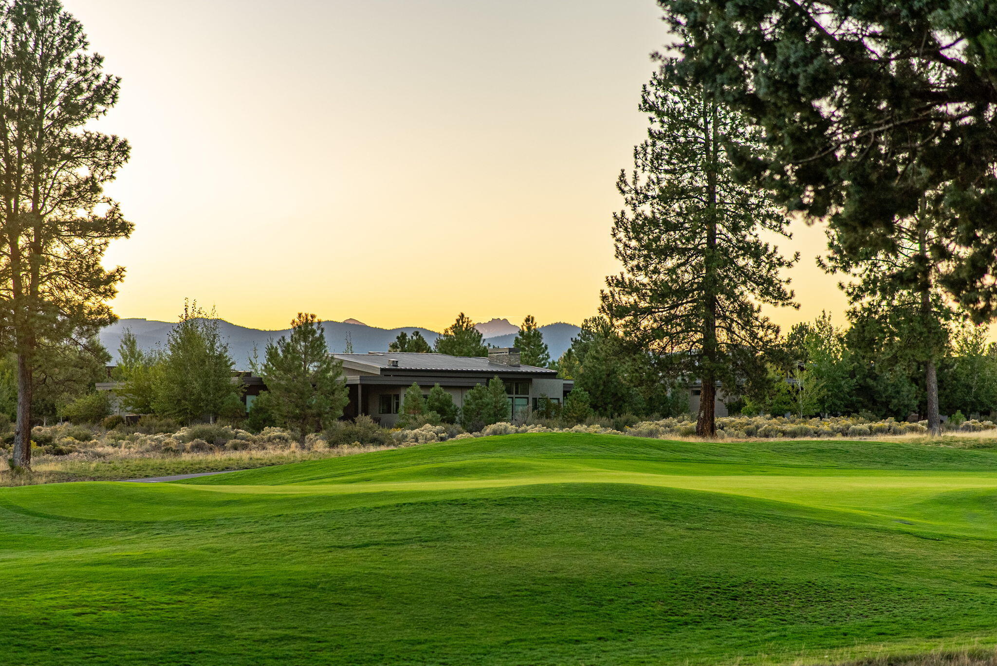 19375 Cayuse Crater Court