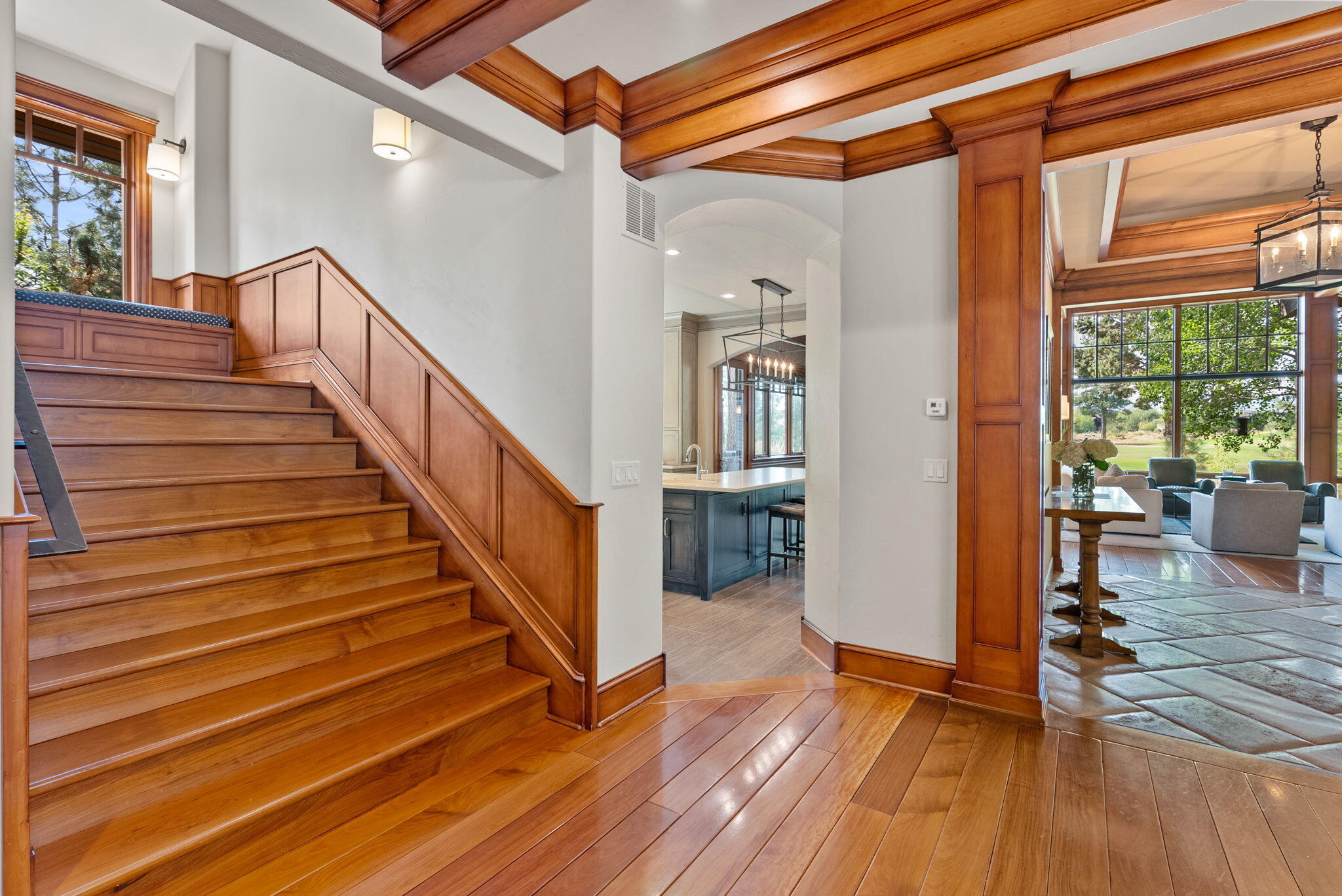 19375 Cayuse Crater Court