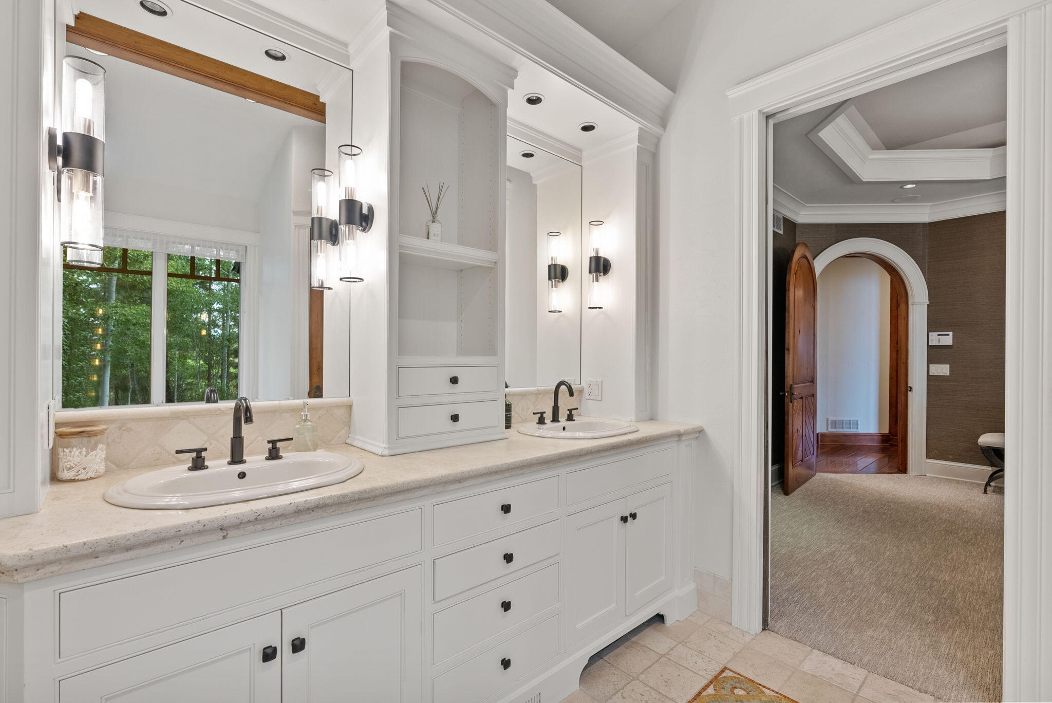 19375 Cayuse Crater Court