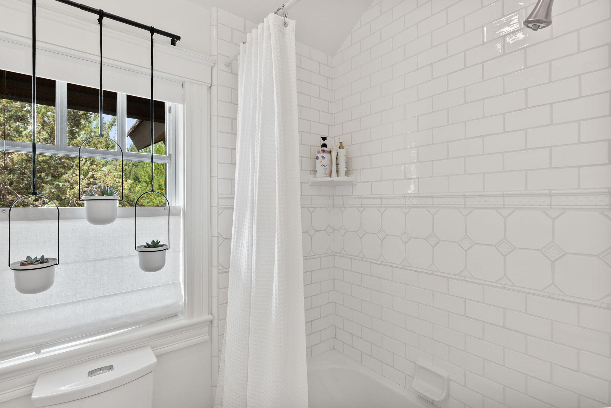 19375 Cayuse Crater Court