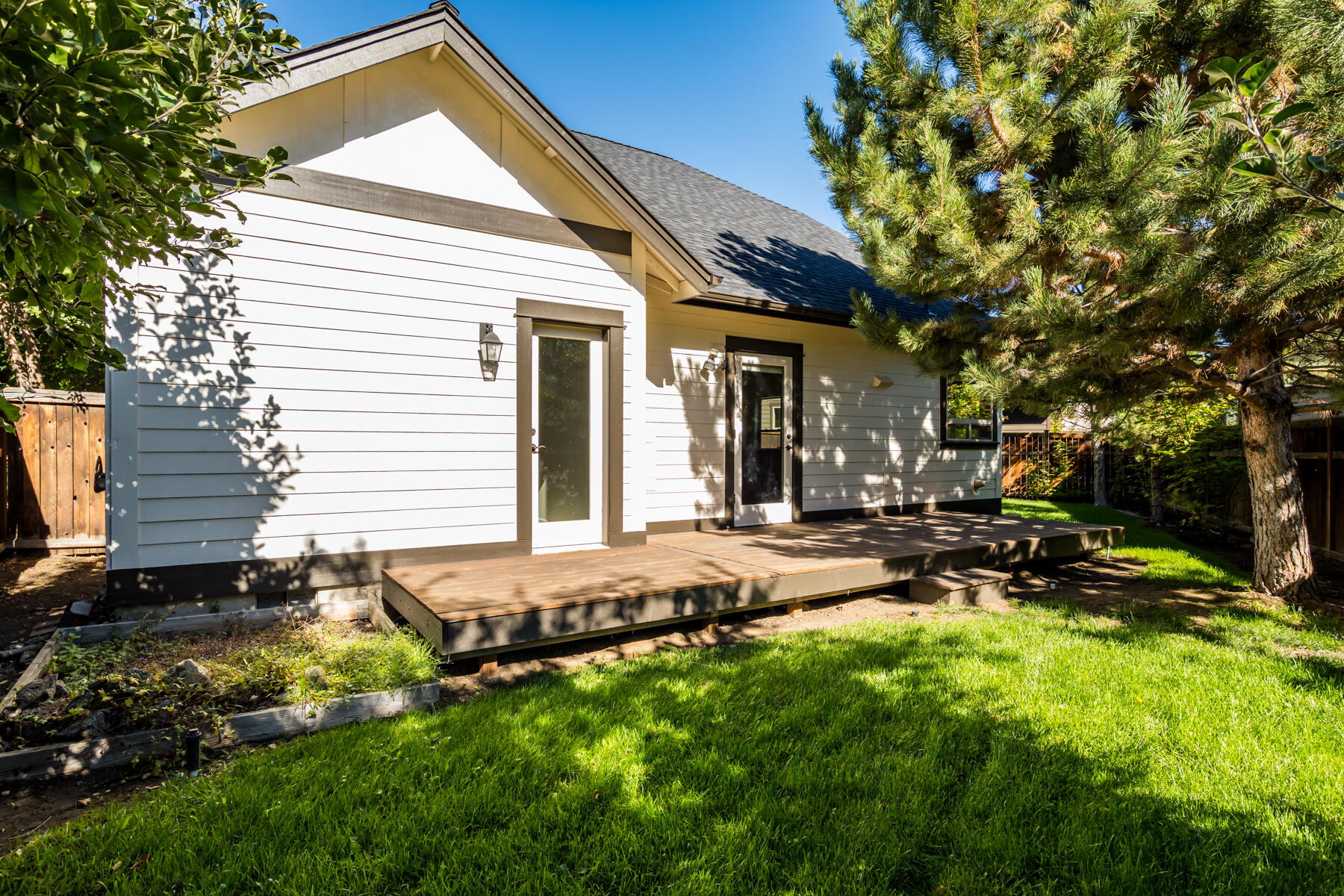 2324 NE Halston Court