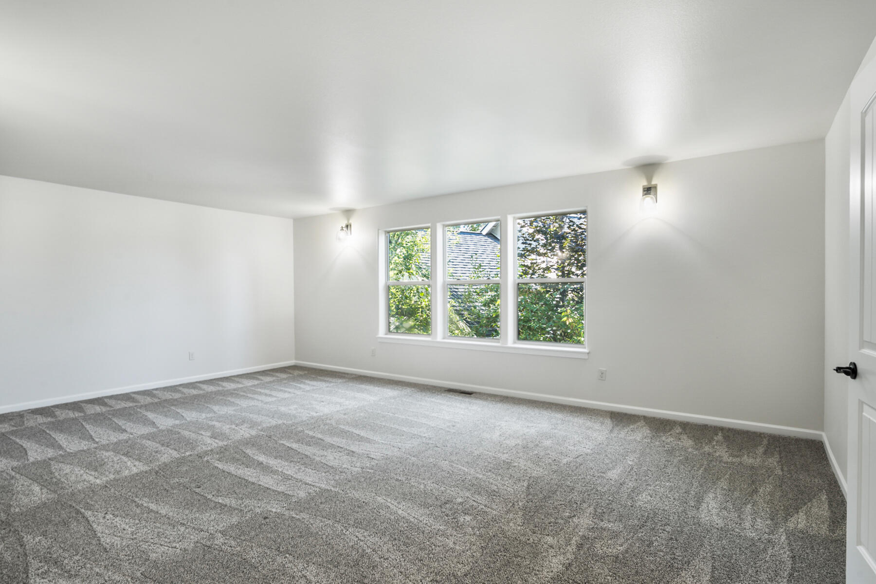 2324 NE Halston Court