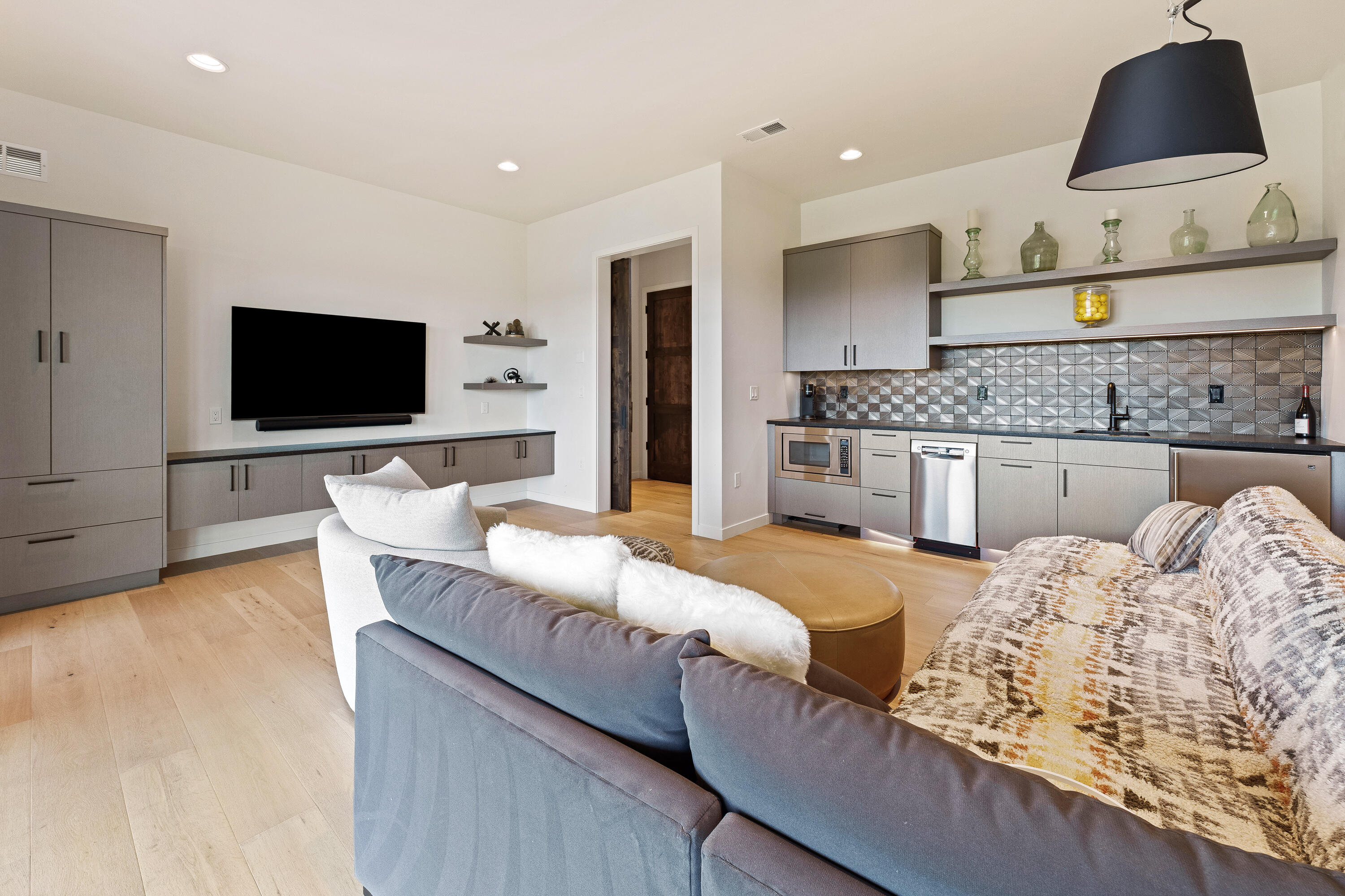 19107 Cartwright Court