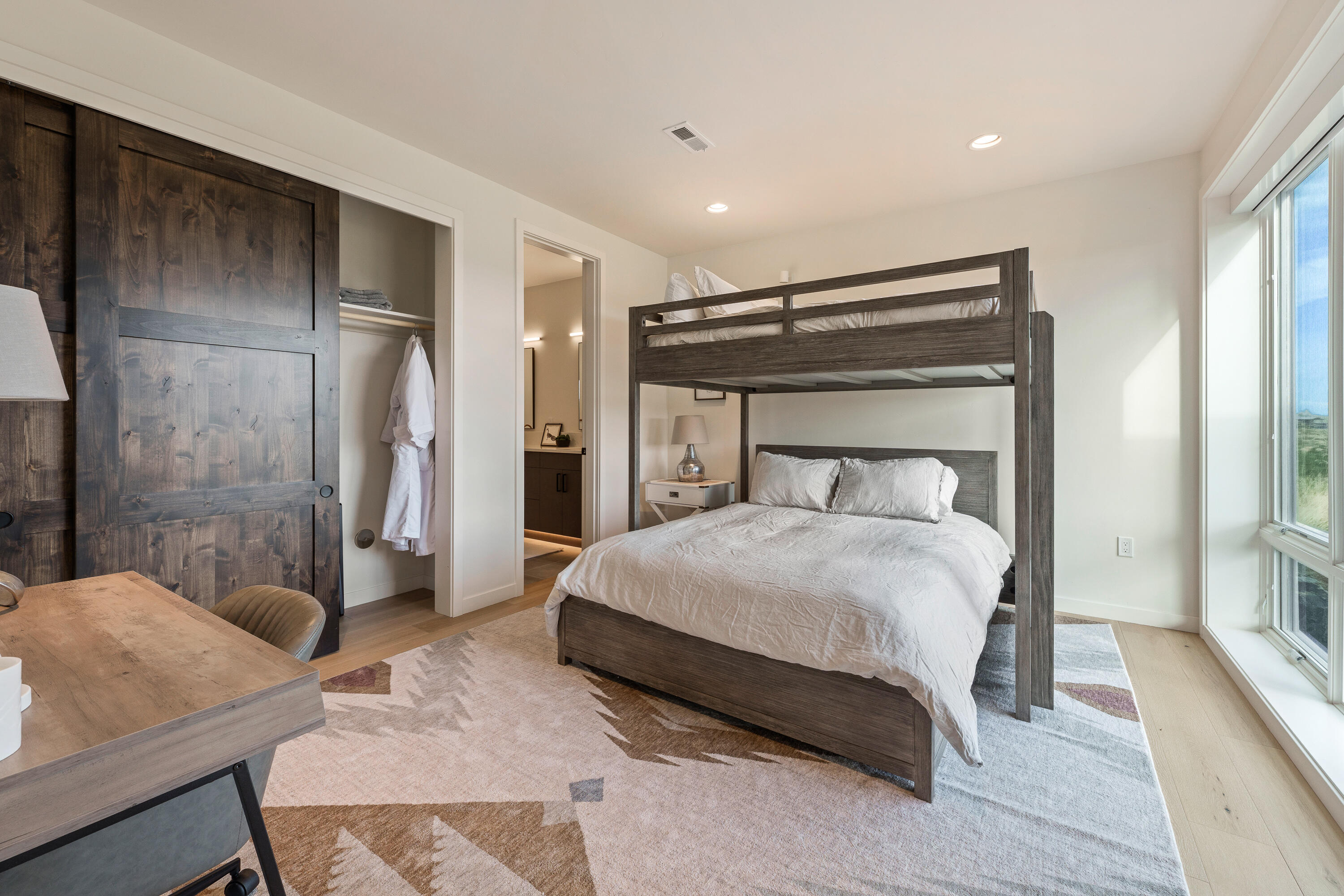 19107 Cartwright Court