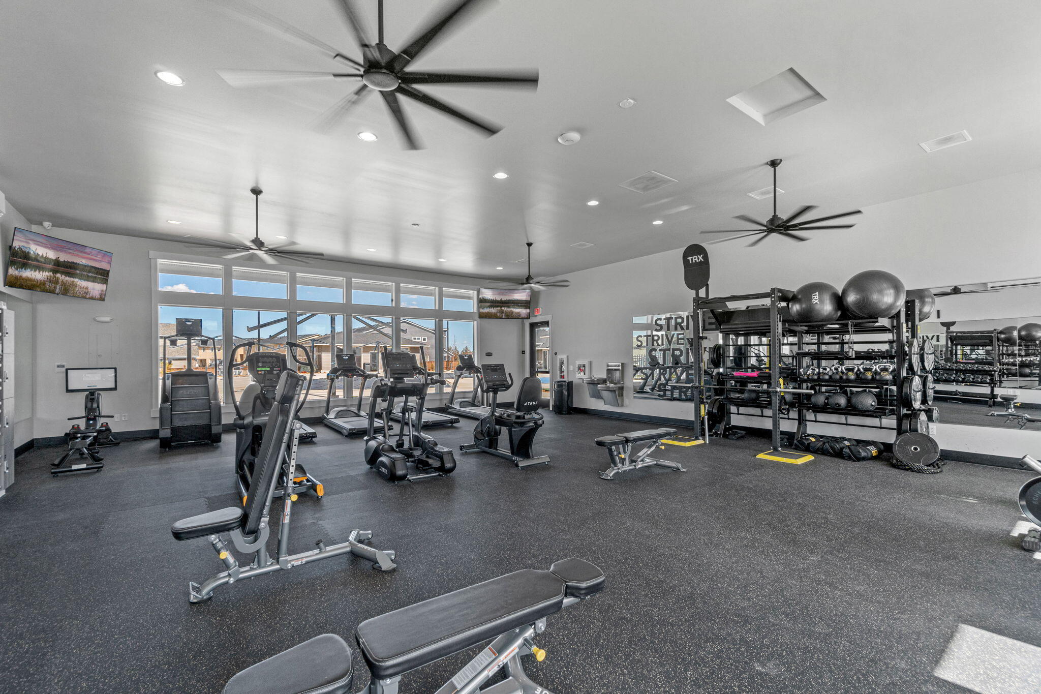 3710 NE Petrosa Avenue, Bend