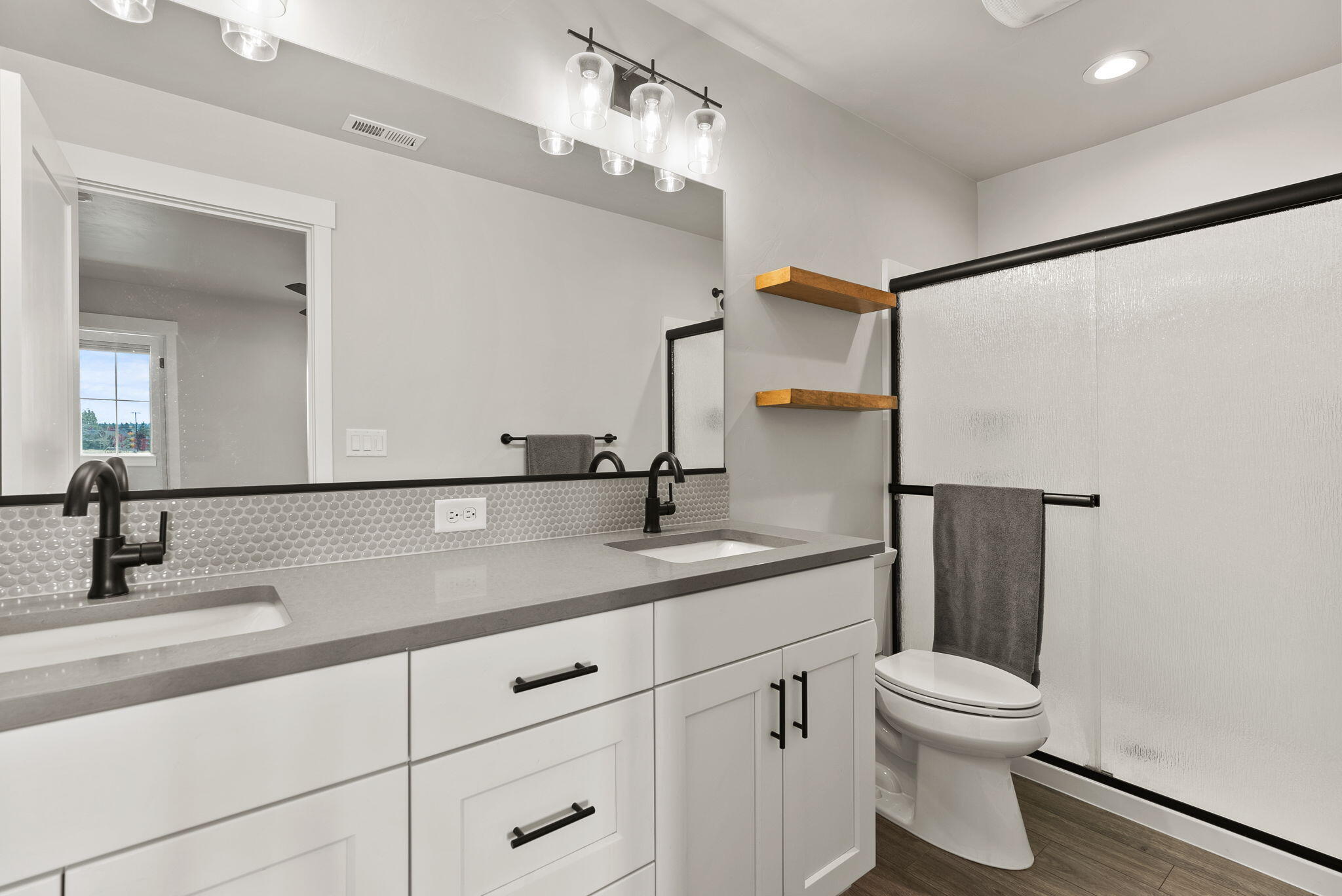 3710 NE Petrosa Avenue, Bend